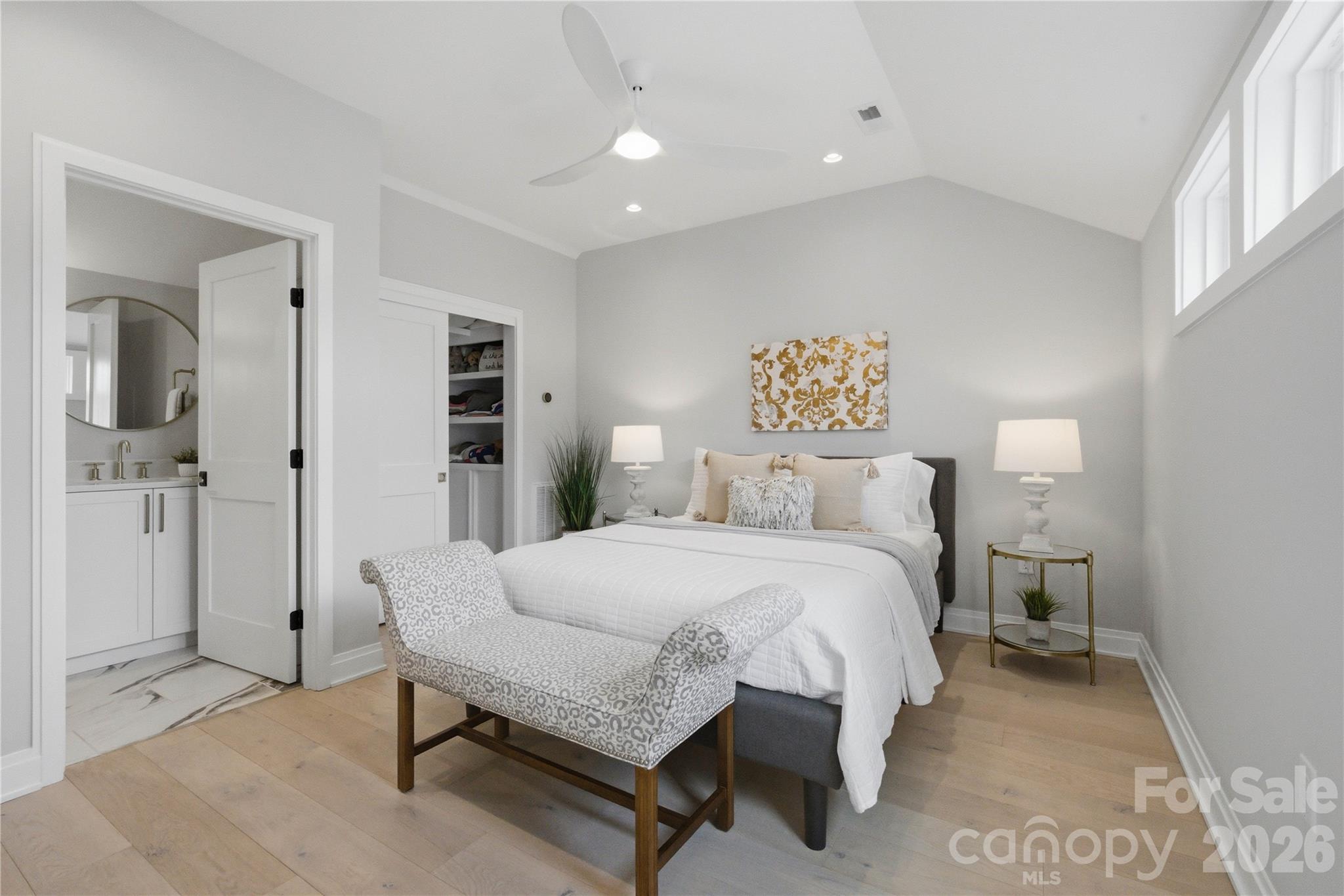 3060 Selwyn Avenue Property Photo 42