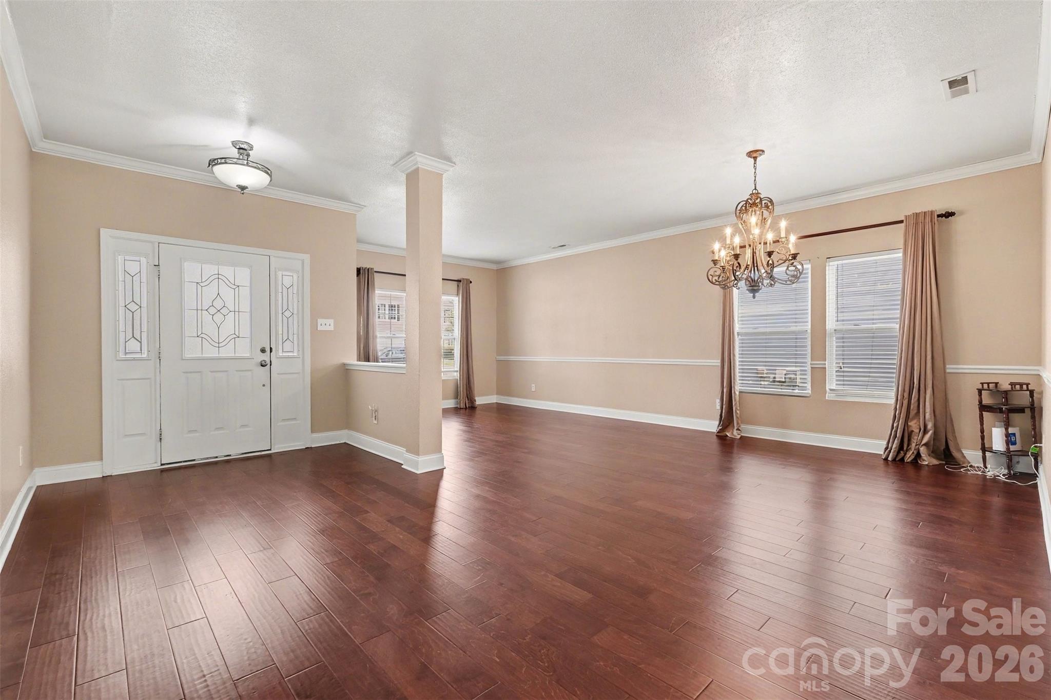 3425 Pikes Peak Drive Property Photo 4