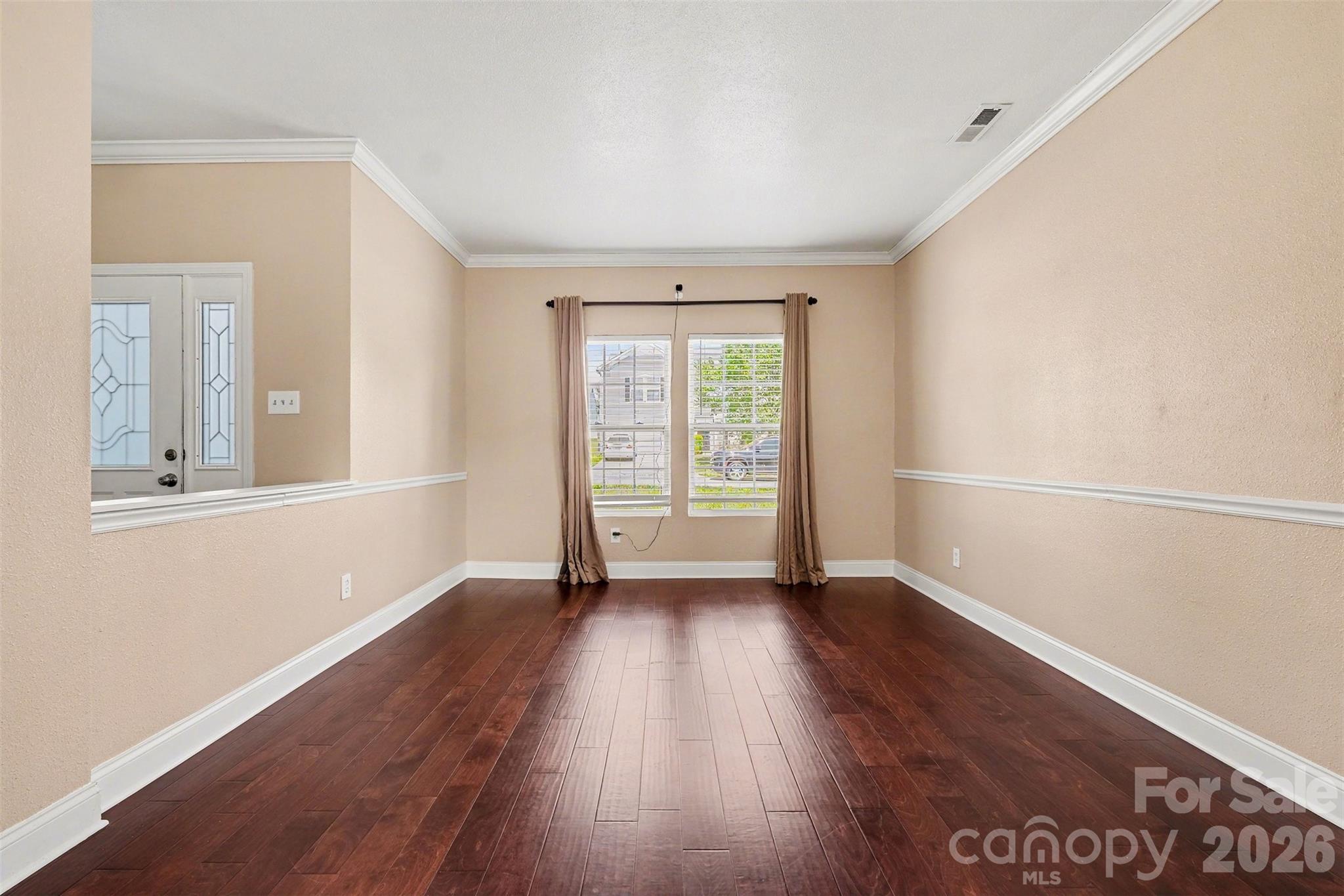 3425 Pikes Peak Drive Property Photo 5