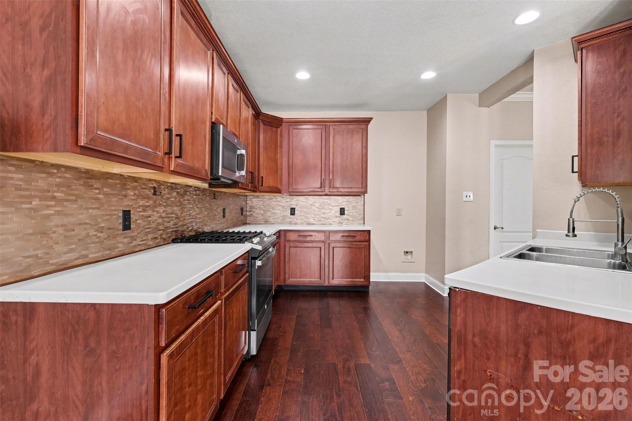 3425 Pikes Peak Drive Property Photo 14