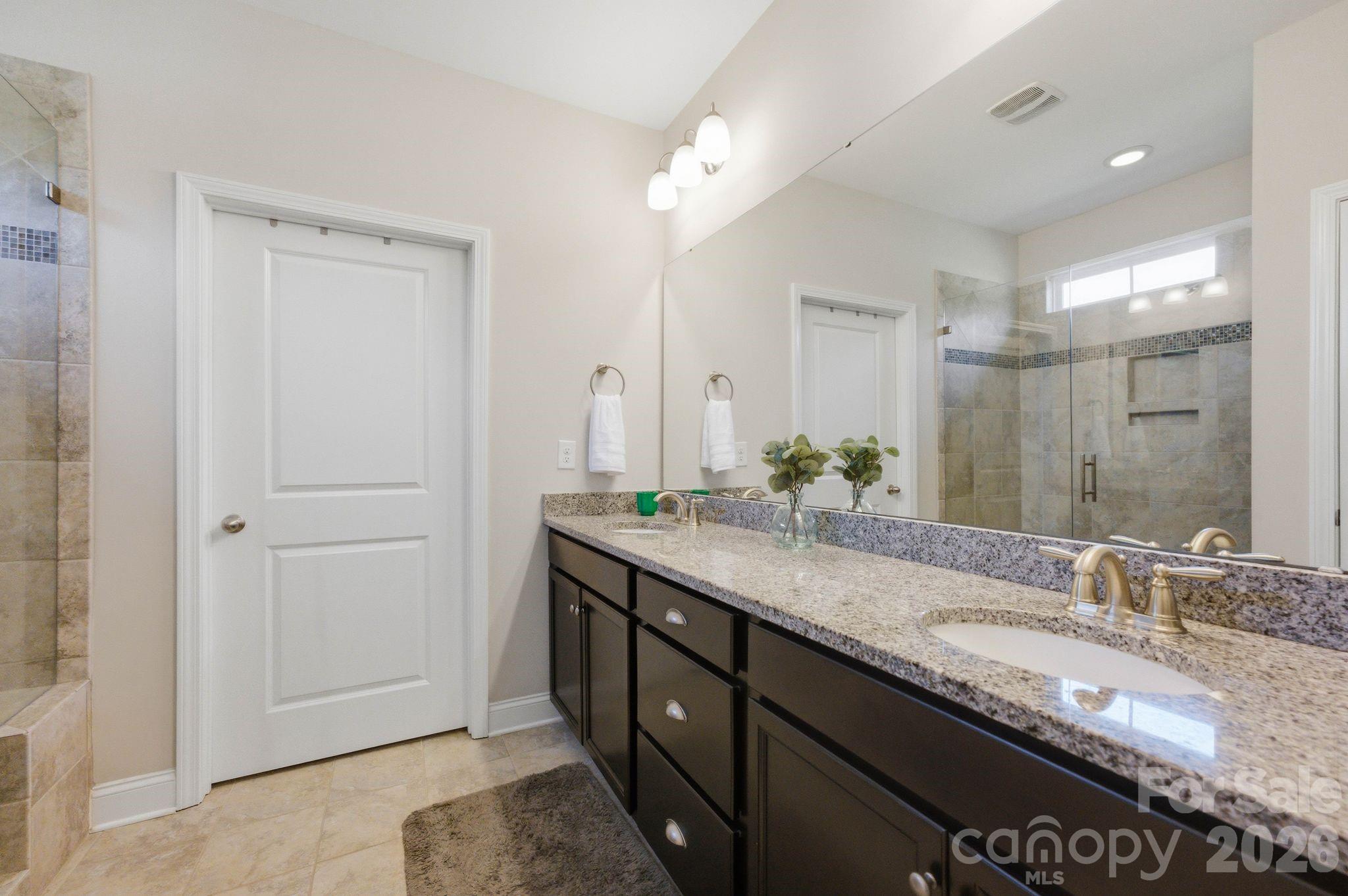 4269 Legacy Drive Property Photo 34