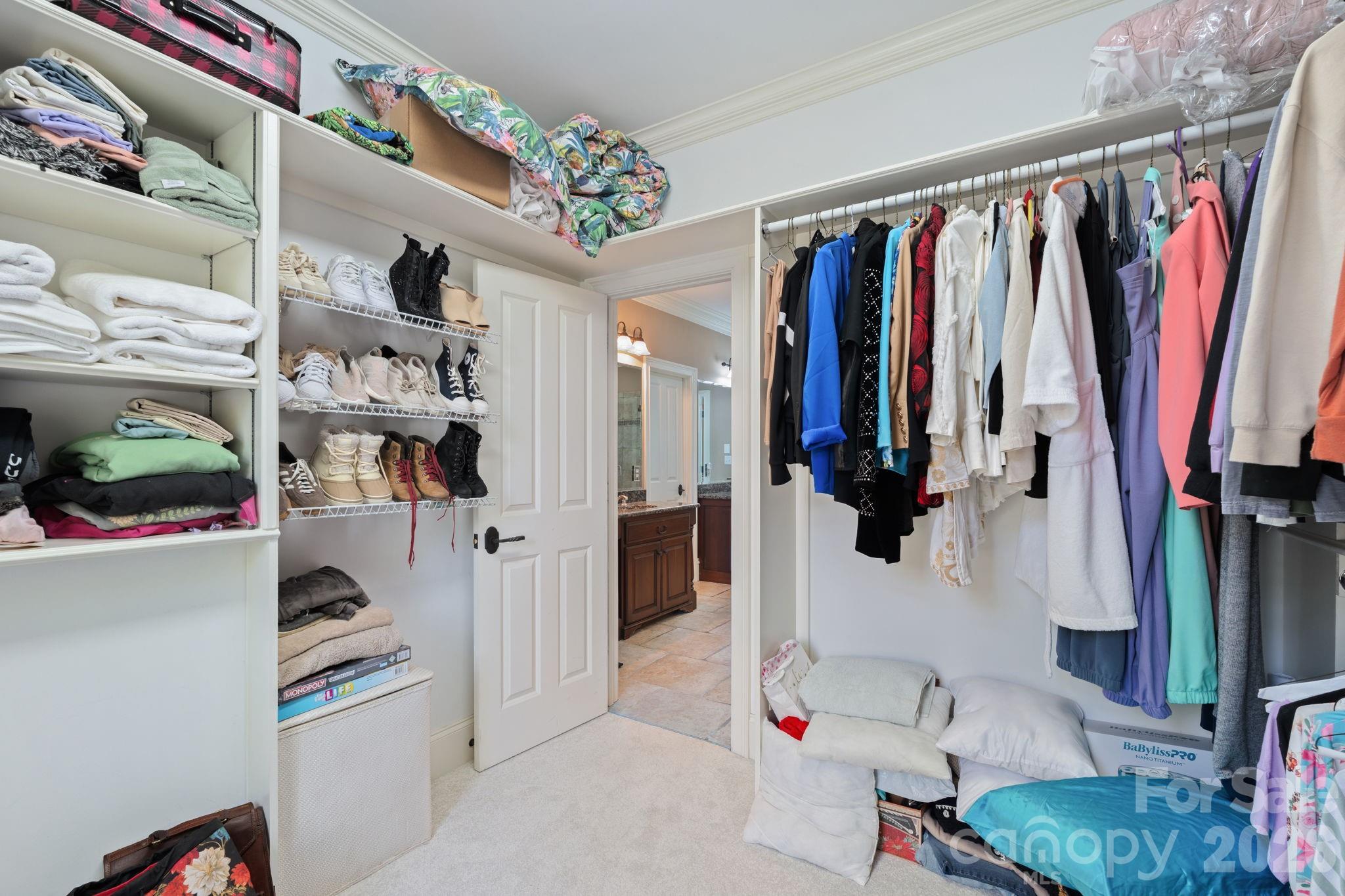 7601 Crossing Ridge Drive Property Photo 23
