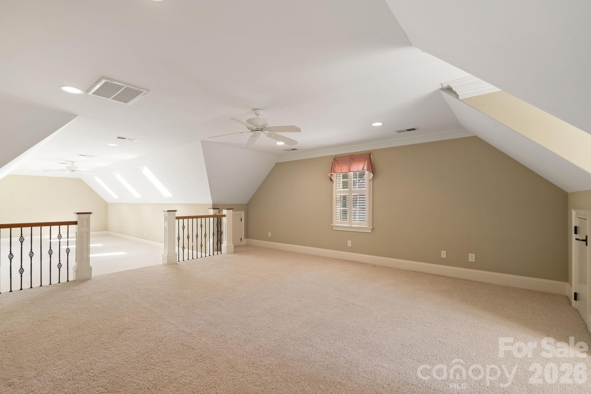 7601 Crossing Ridge Drive Property Photo 25