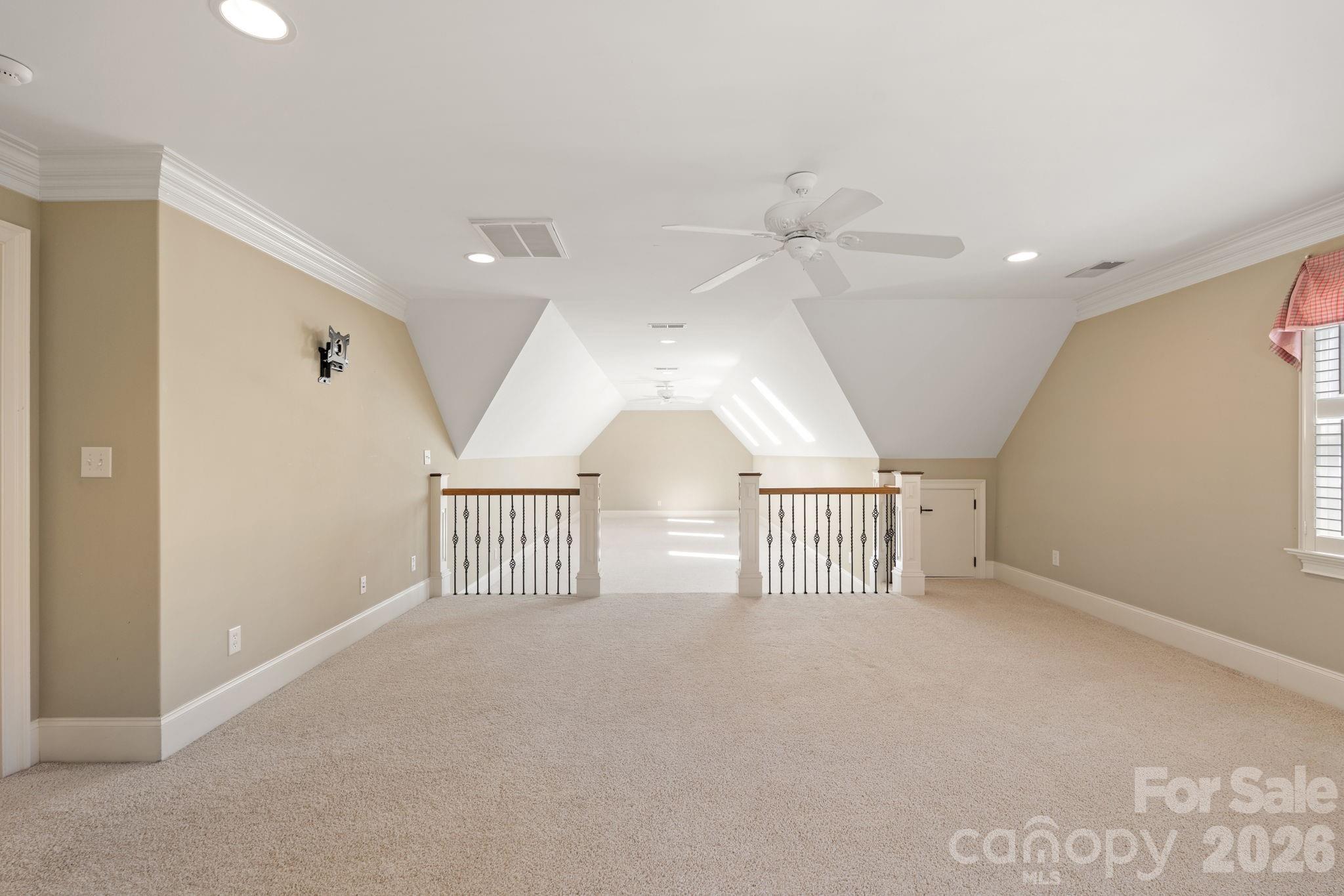 7601 Crossing Ridge Drive Property Photo 26
