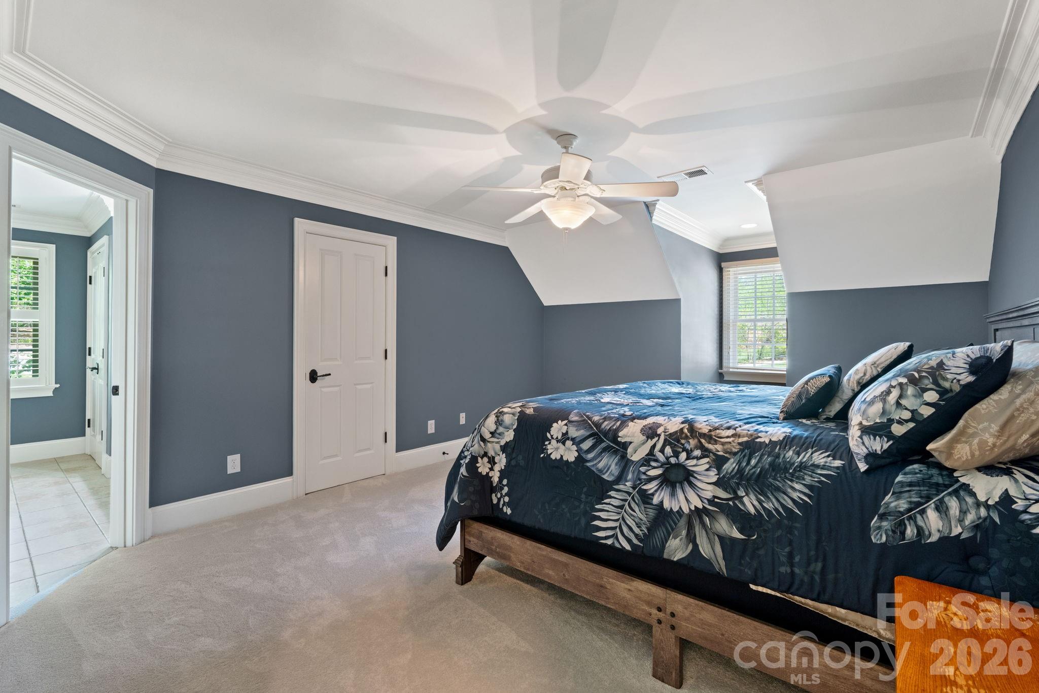 7601 Crossing Ridge Drive Property Photo 29