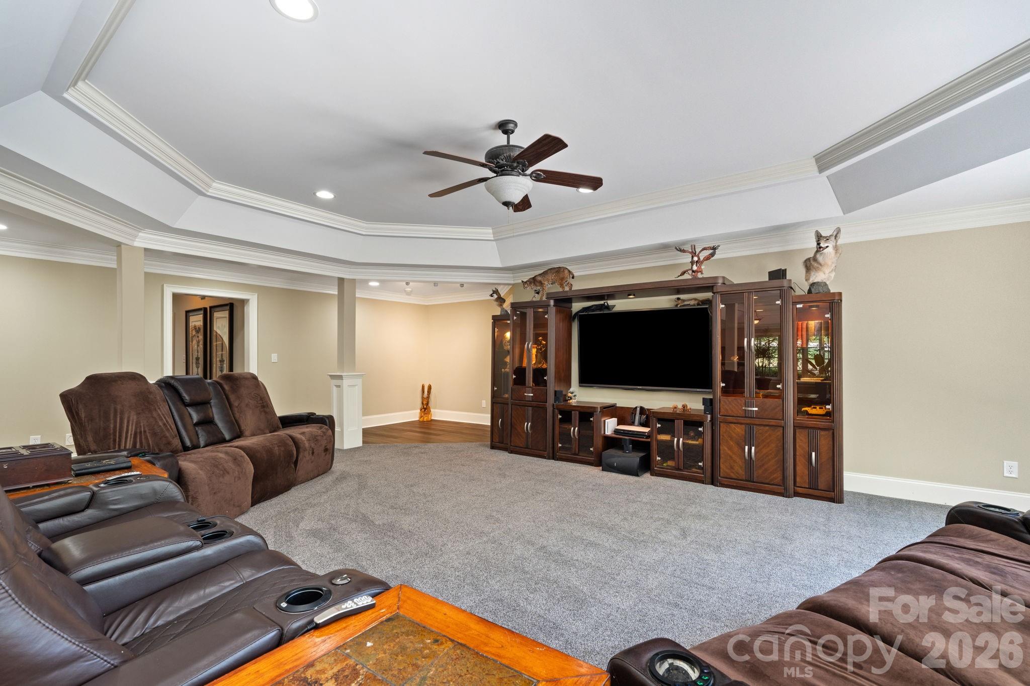 7601 Crossing Ridge Drive Property Photo 34