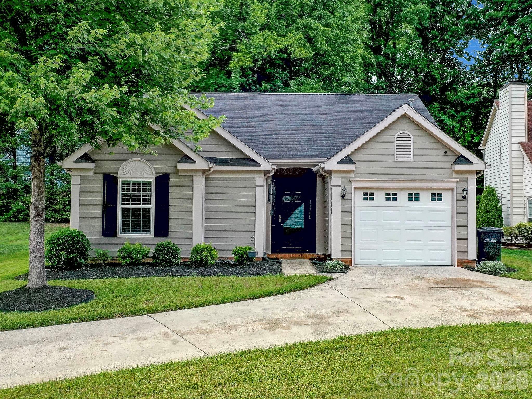 3102 Mintleaf Drive Property Photo 1