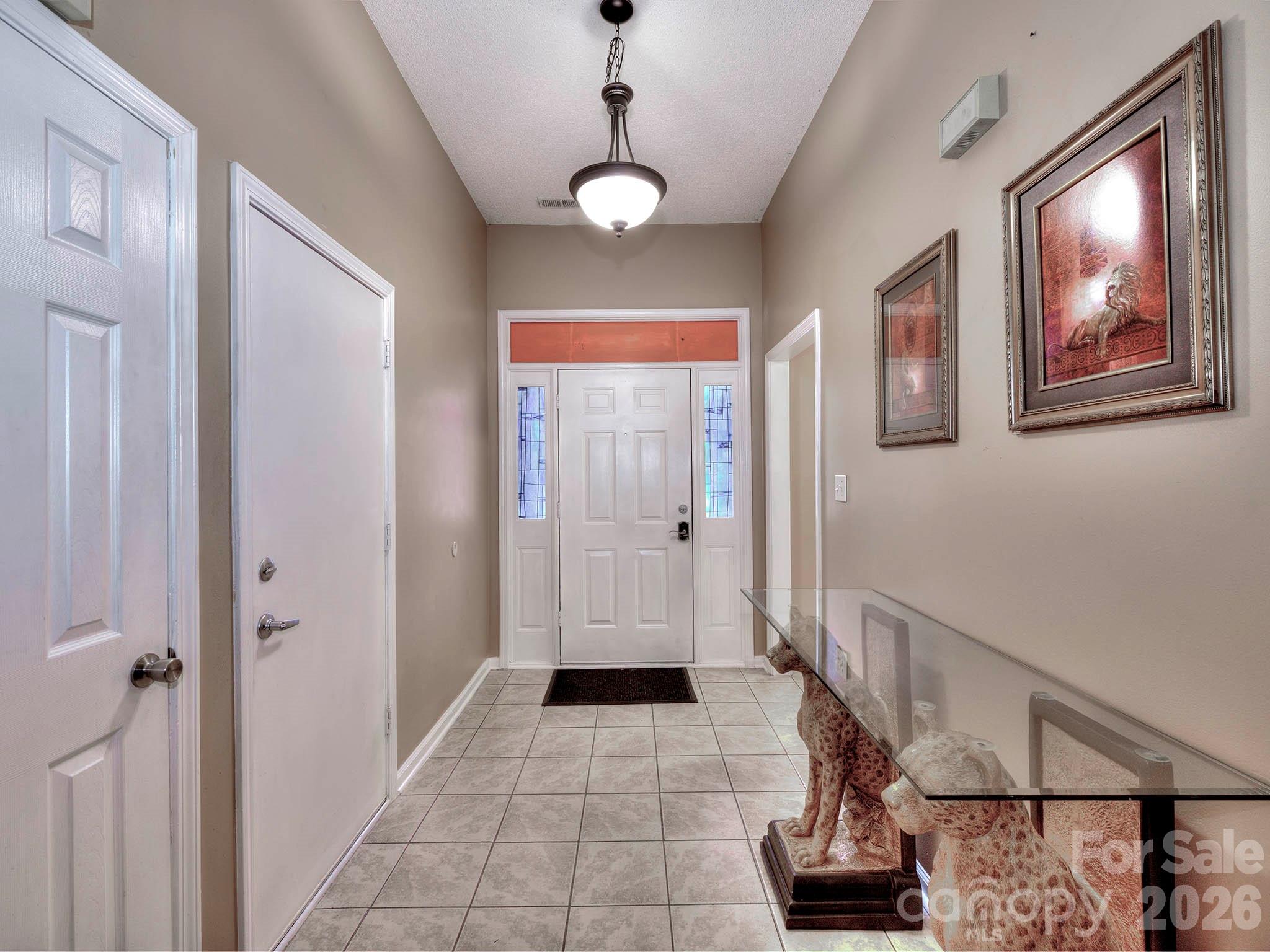 3102 Mintleaf Drive Property Photo 2