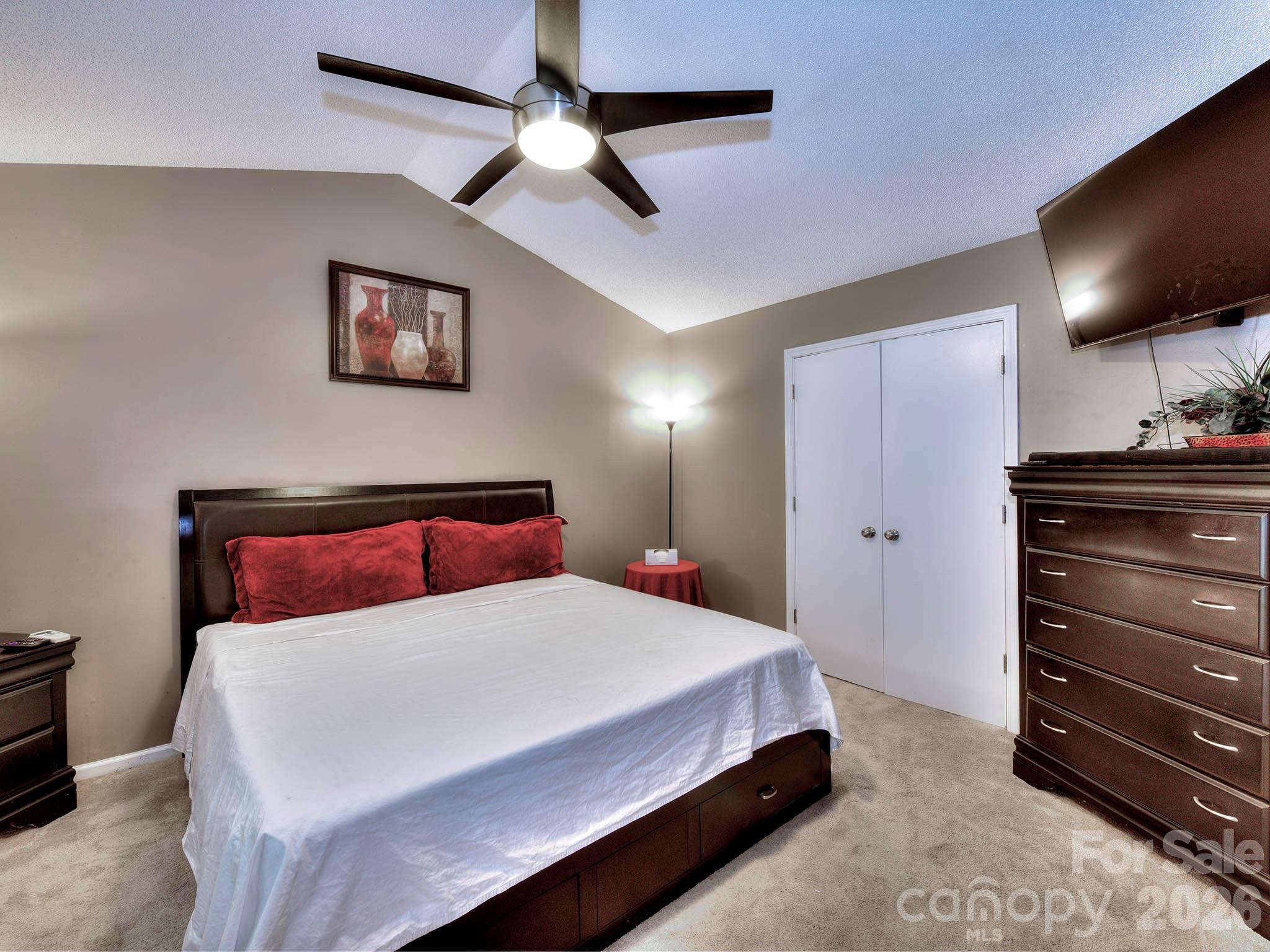 3102 Mintleaf Drive Property Photo 11