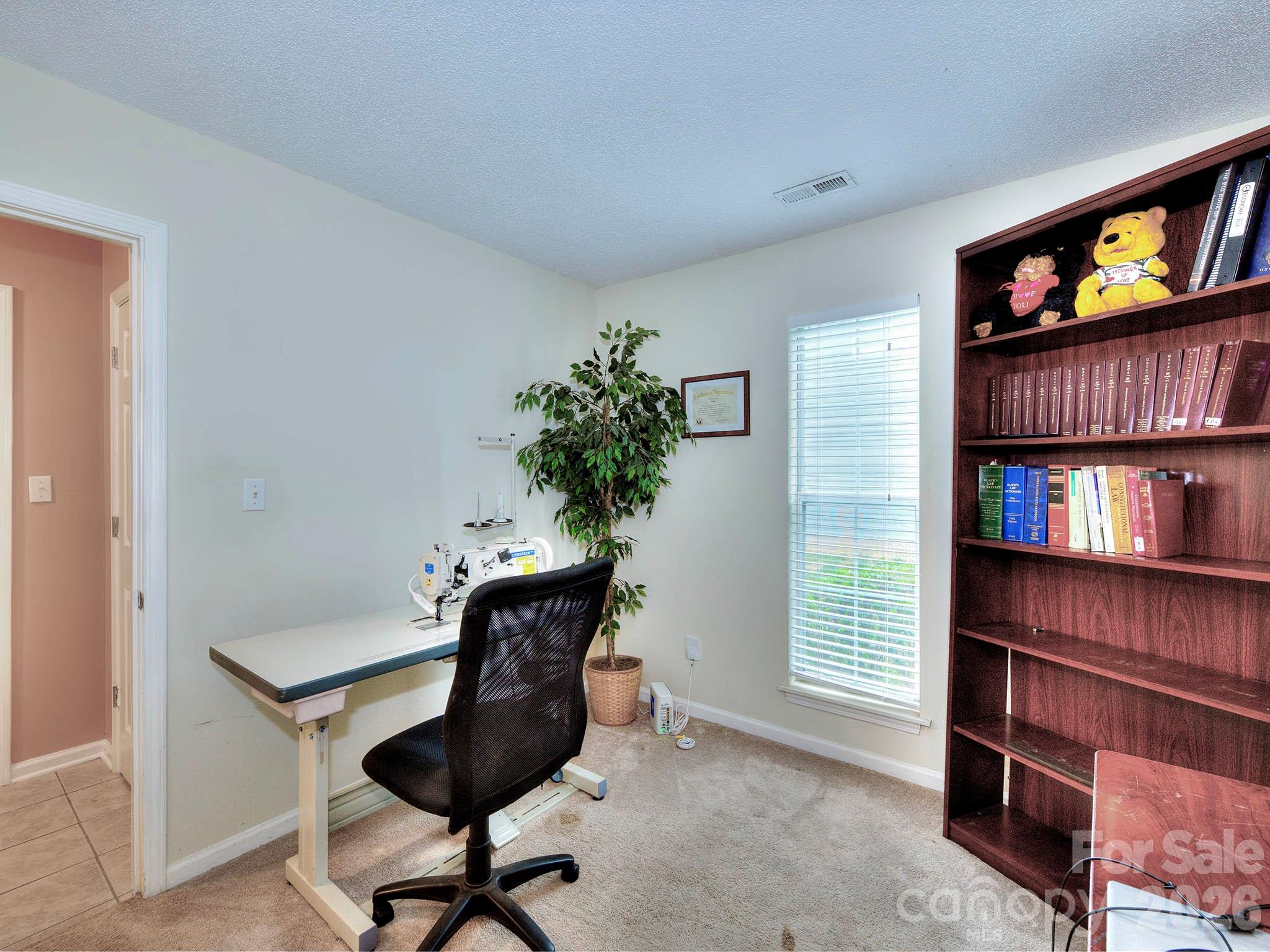 3102 Mintleaf Drive Property Photo 14
