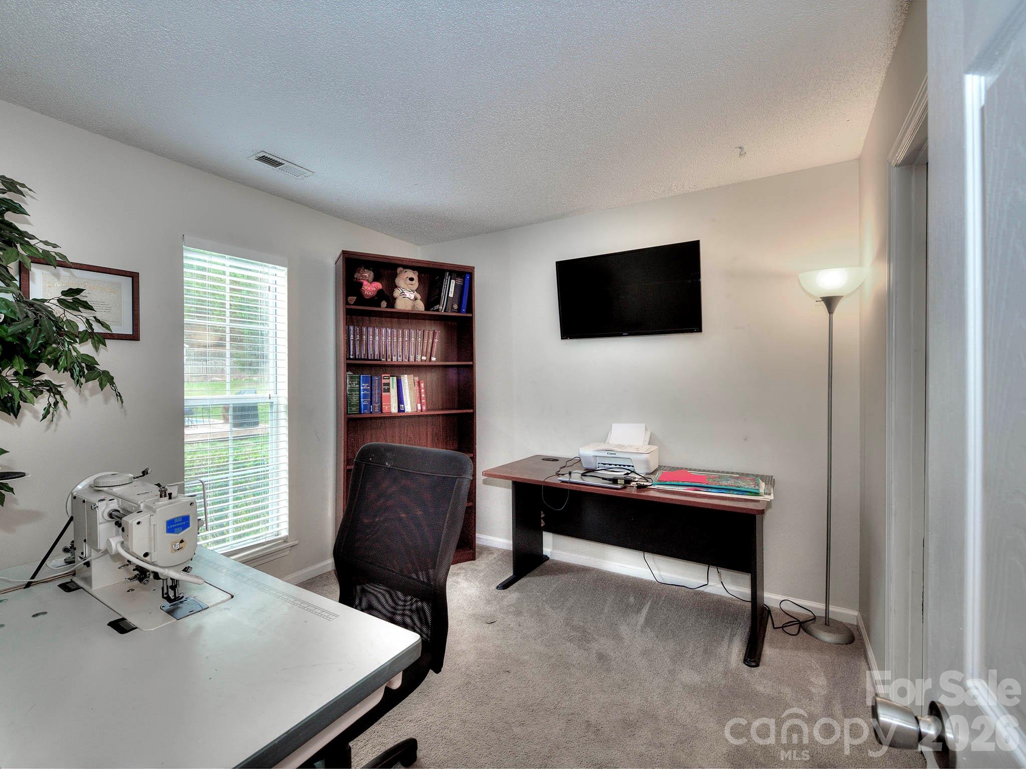 3102 Mintleaf Drive Property Photo 15