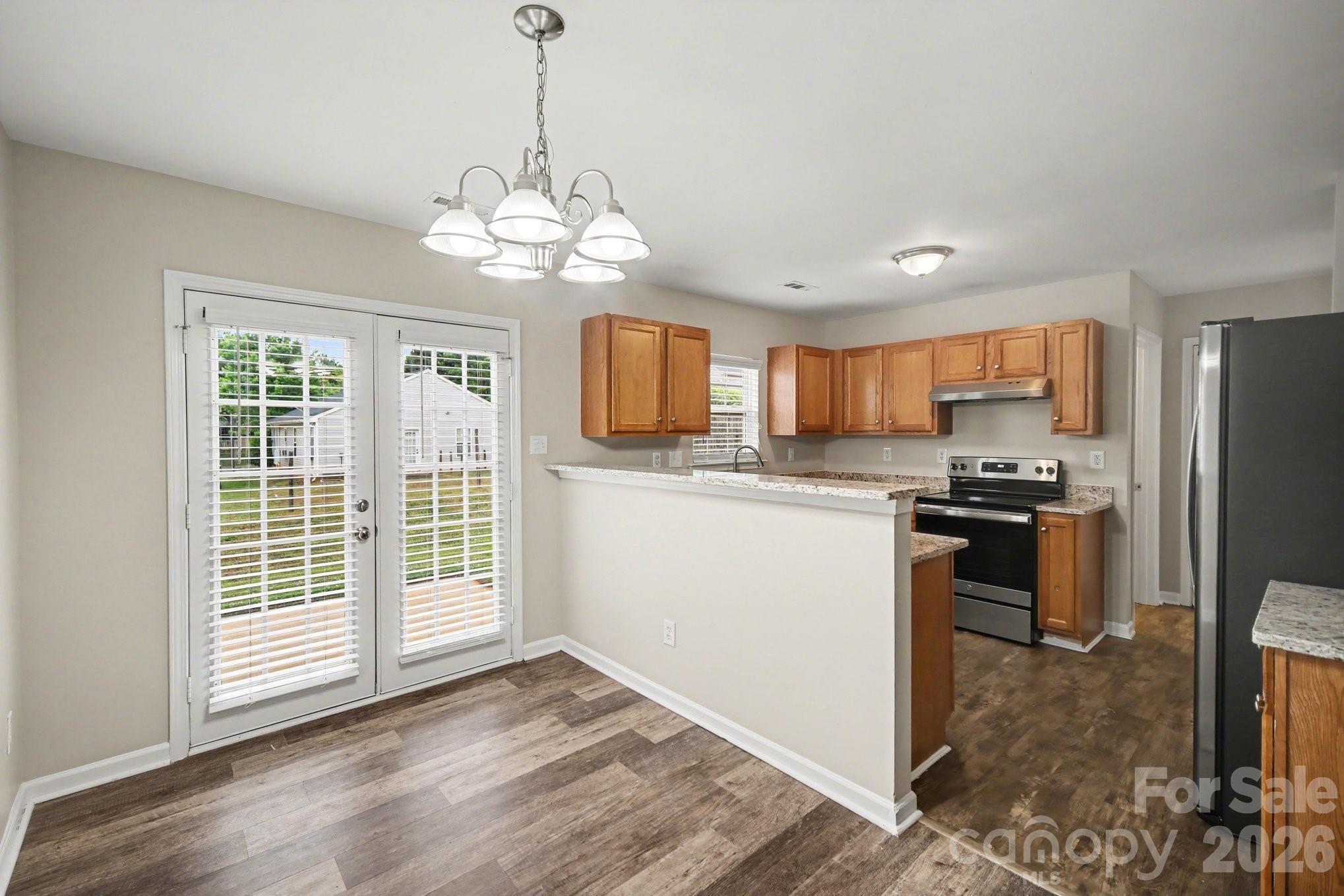 7916 Mcgarry Trail Property Photo 6