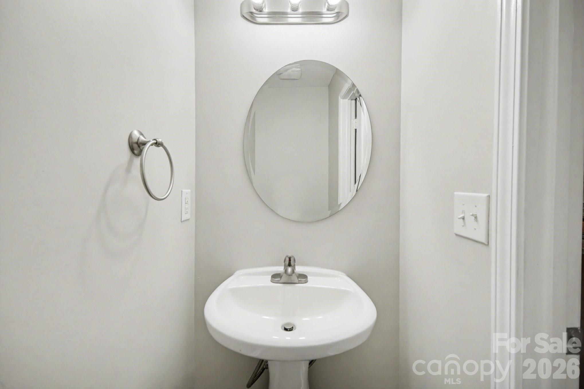 7916 Mcgarry Trail Property Photo 10