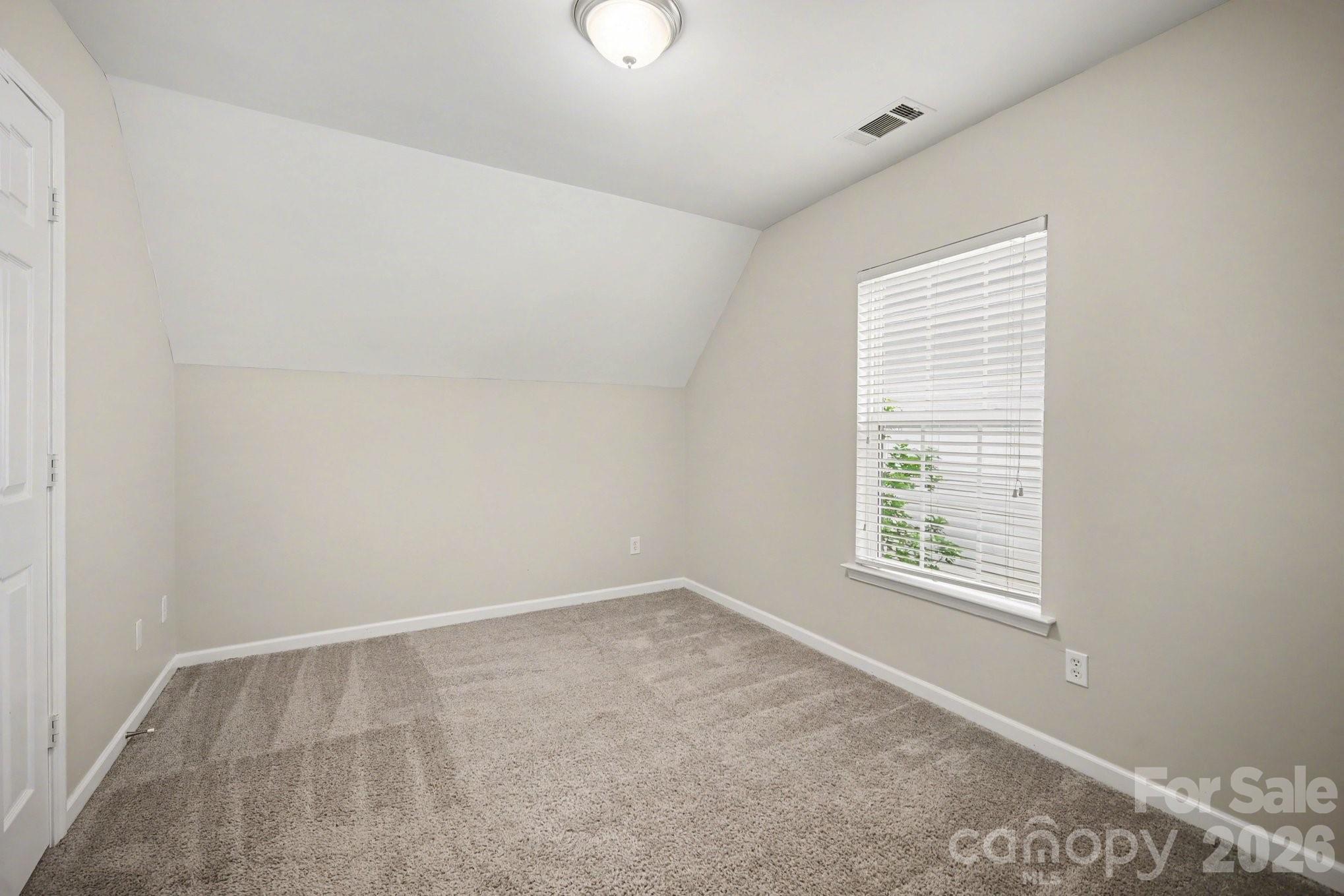 7916 Mcgarry Trail Property Photo 16