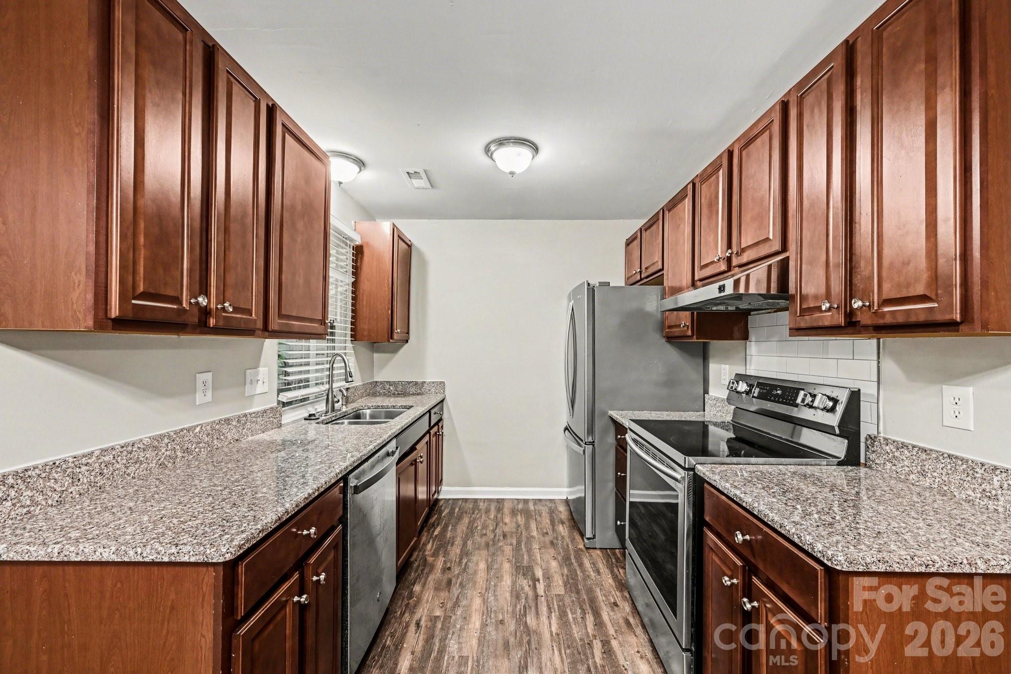 8800 Royal Scot Lane Property Photo 8