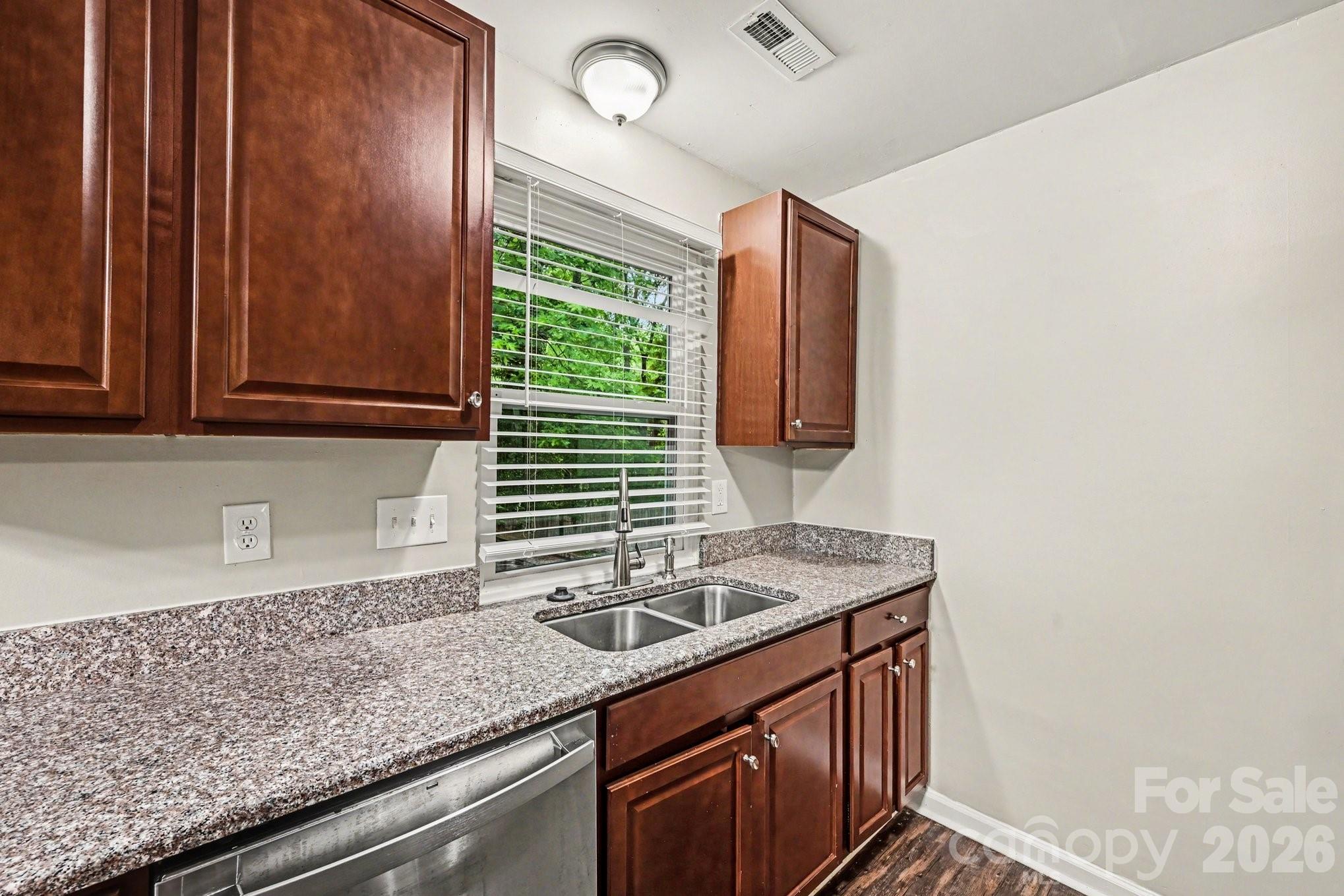 8800 Royal Scot Lane Property Photo 9