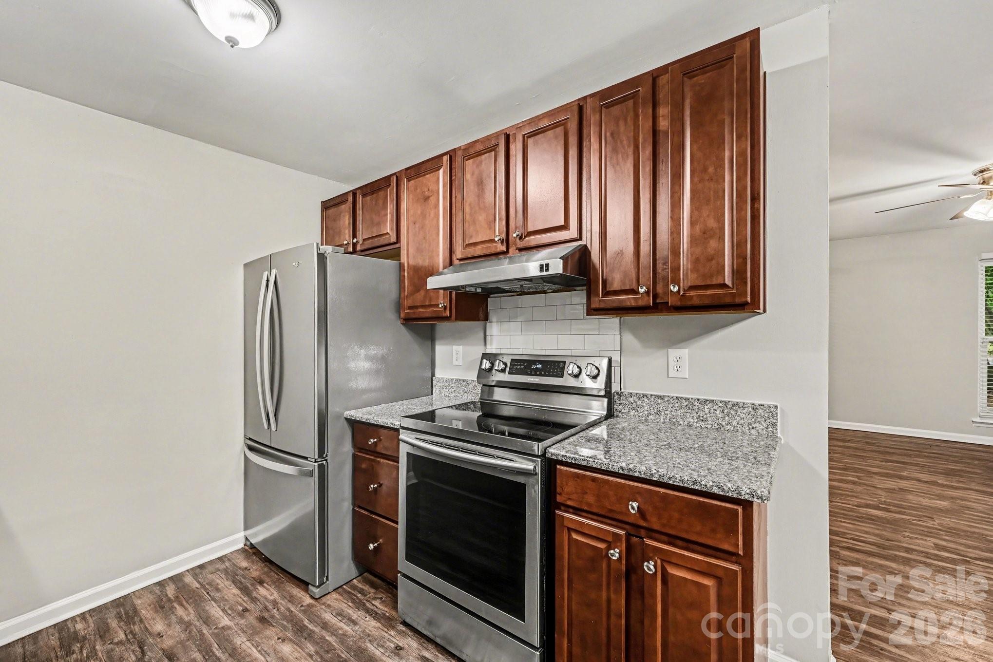 8800 Royal Scot Lane Property Photo 10