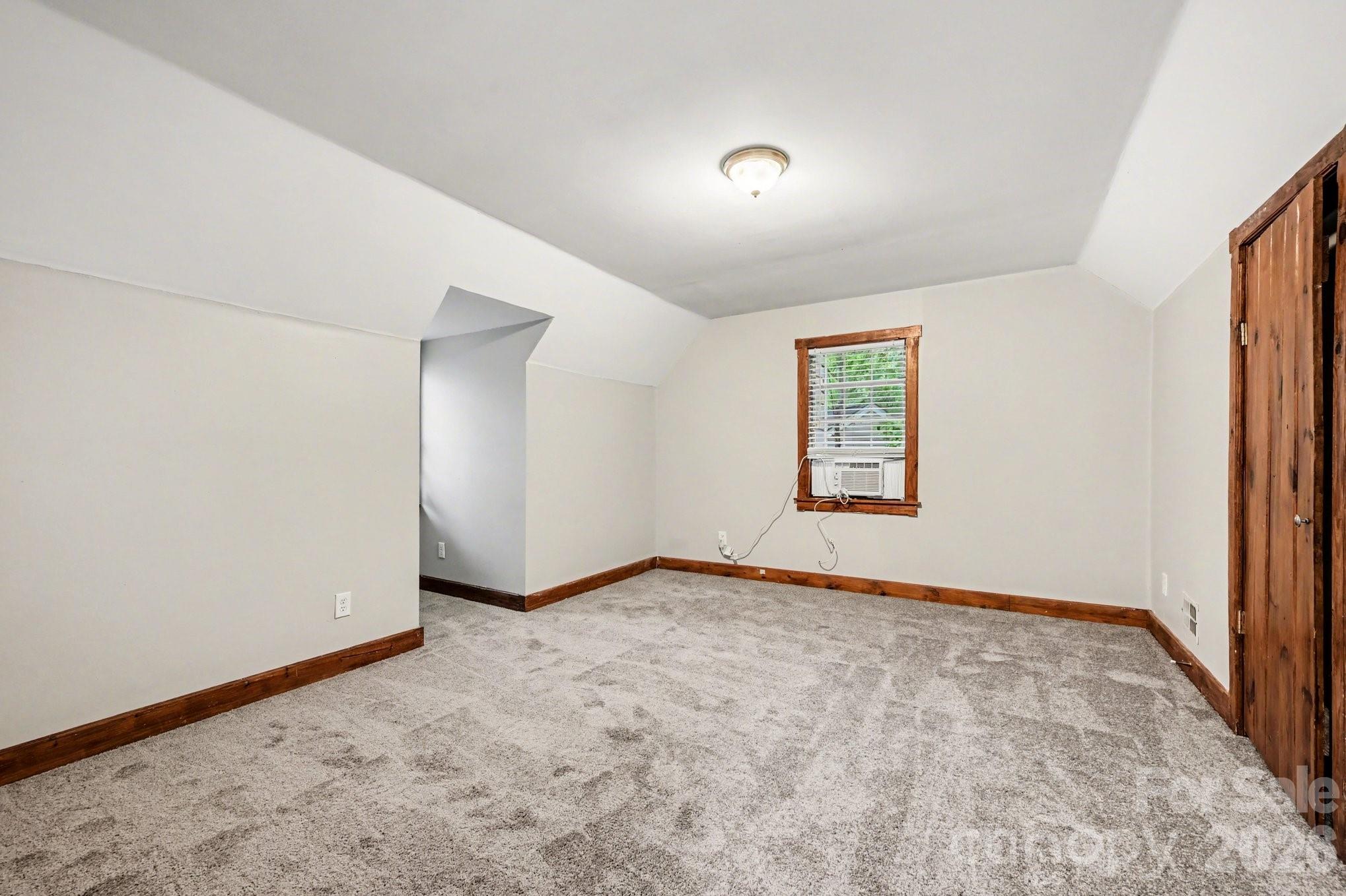 8800 Royal Scot Lane Property Photo 18