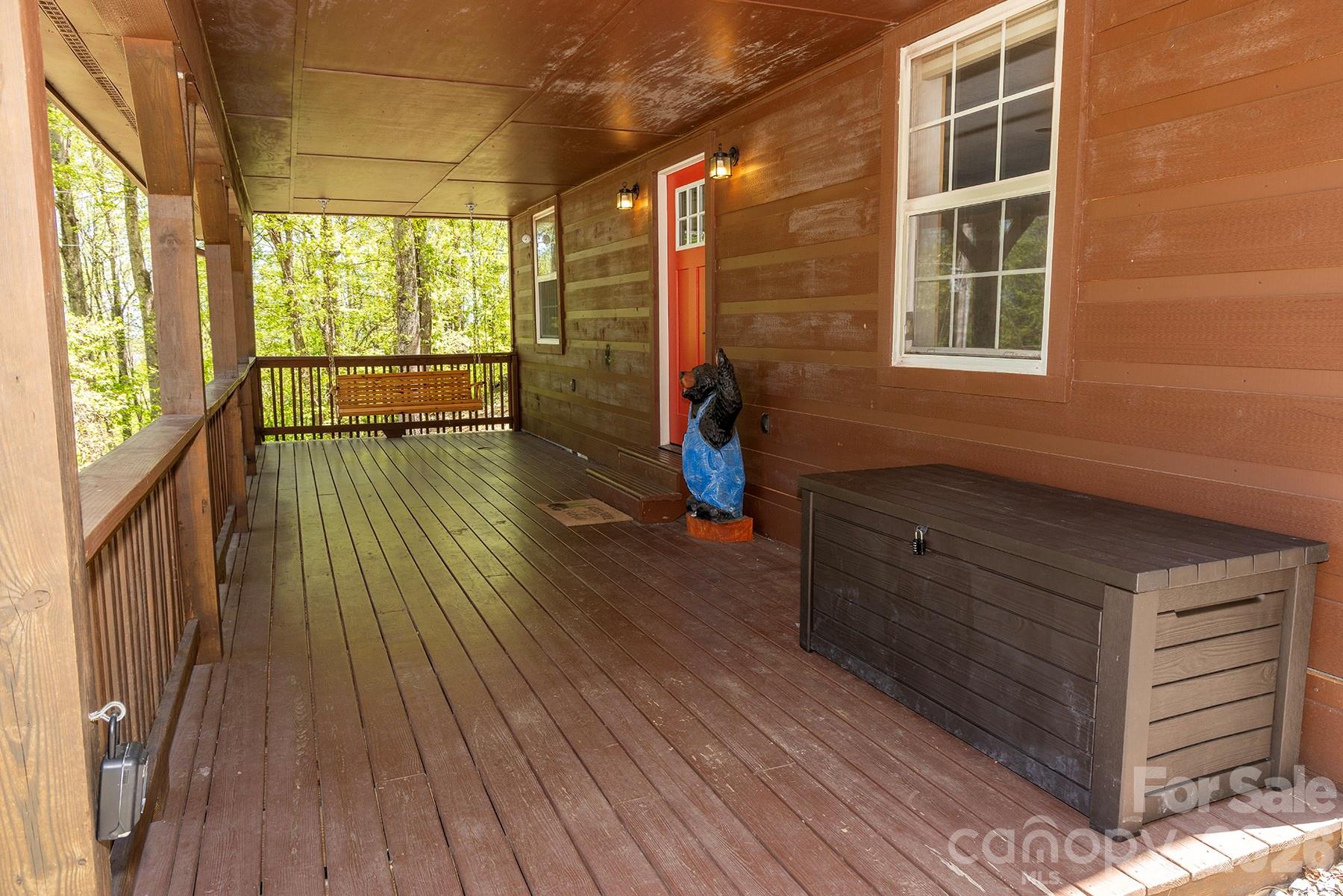95 Lasso Lane Property Photo 3