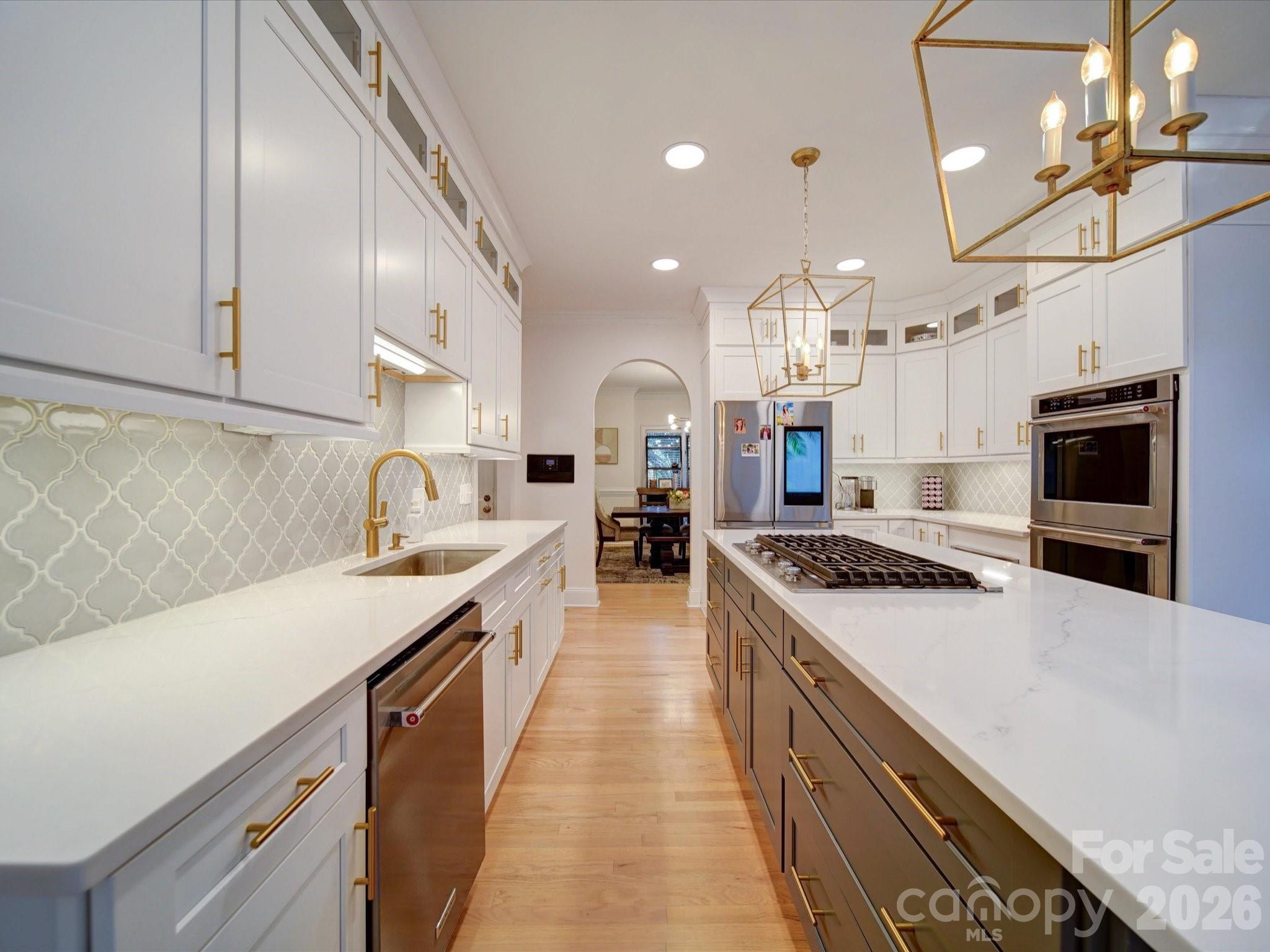 15708 Eagleview Drive Property Photo 8