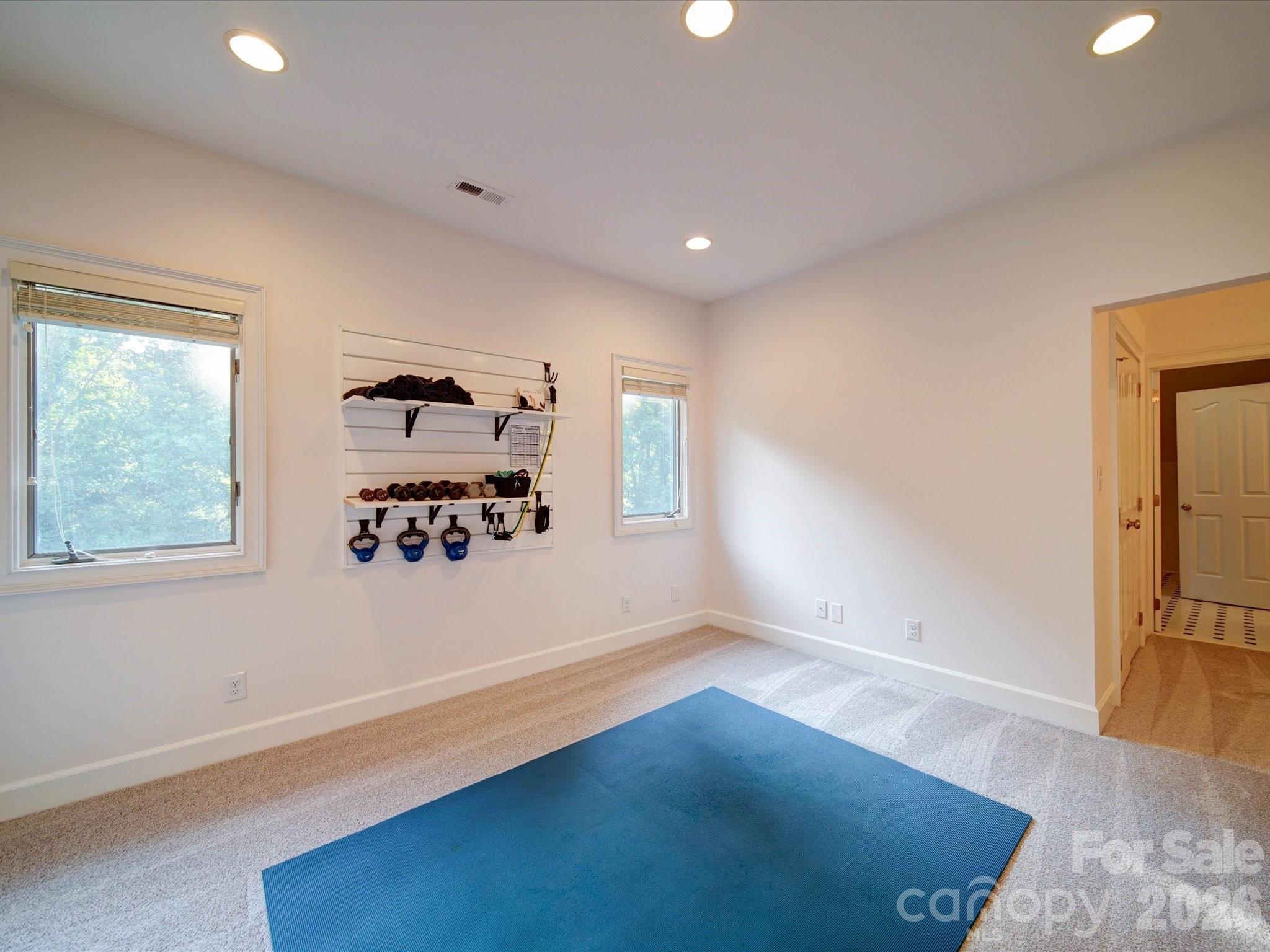 15708 Eagleview Drive Property Photo 35