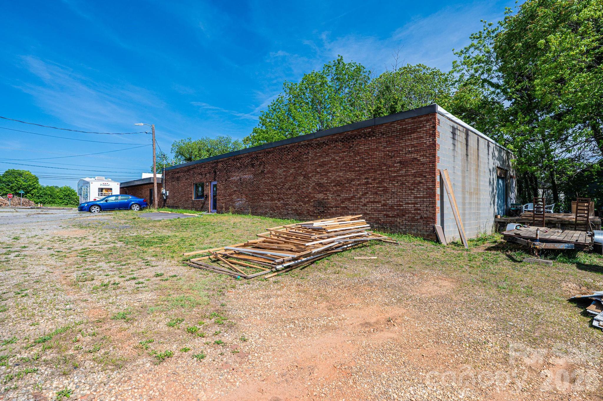 304 Virginia Street Property Photo 6