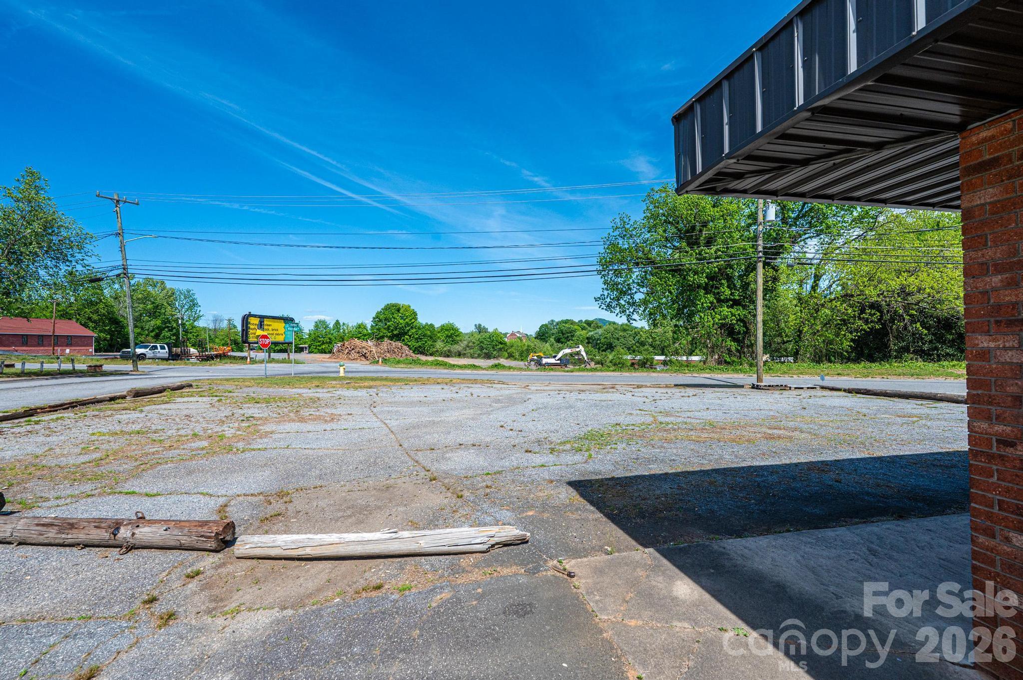 304 Virginia Street Property Photo 7
