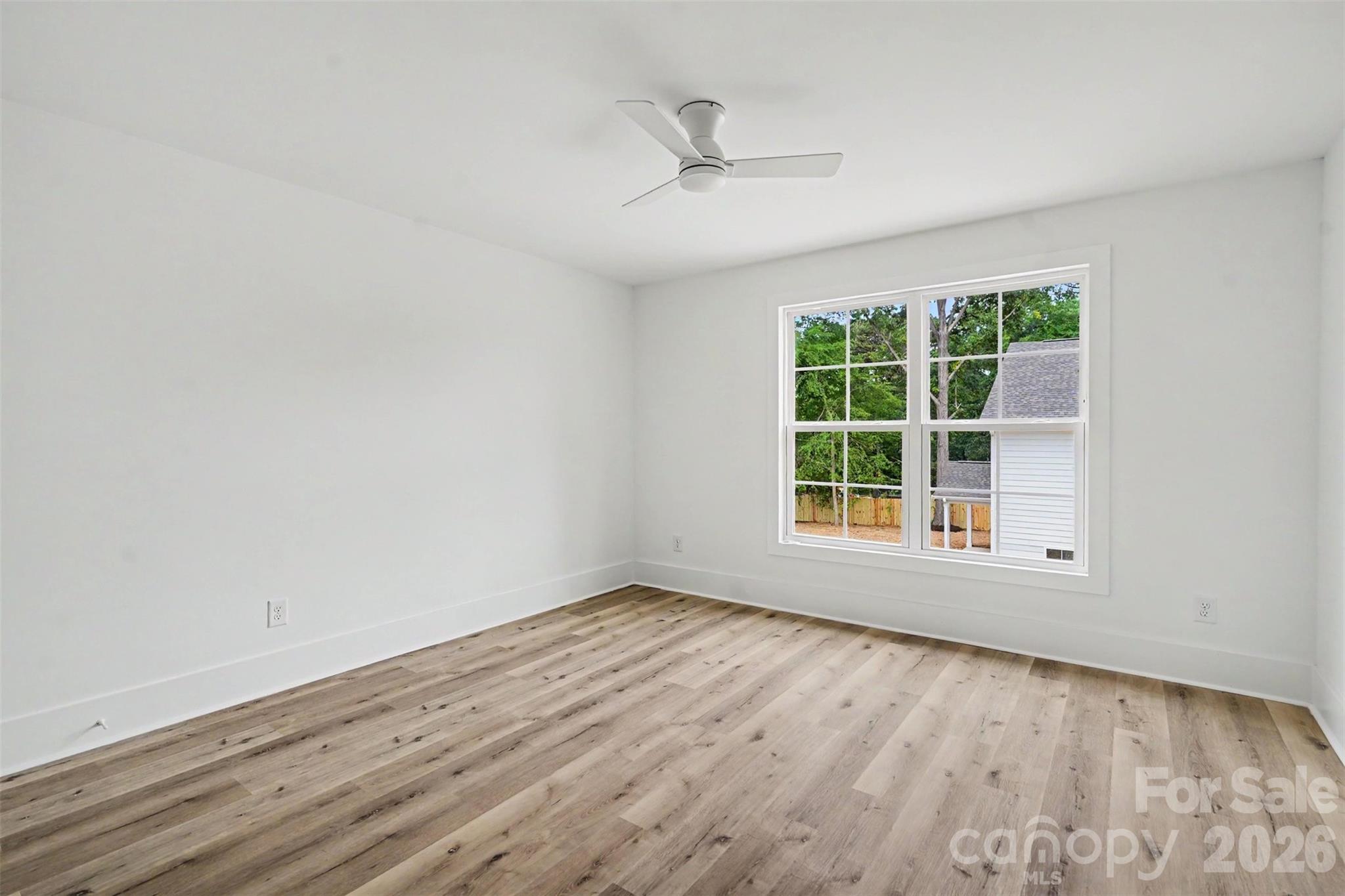 7925 Large Oak Lane Property Photo 18
