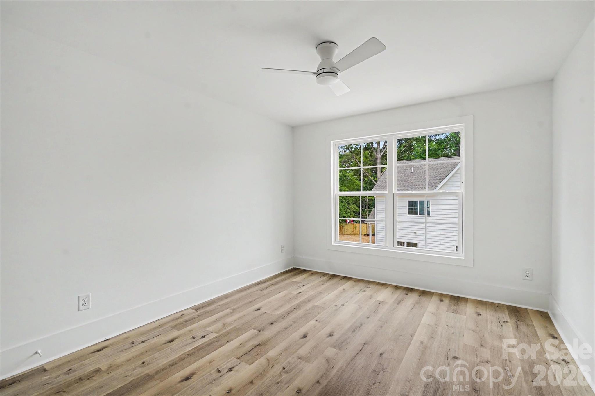 7925 Large Oak Lane Property Photo 19