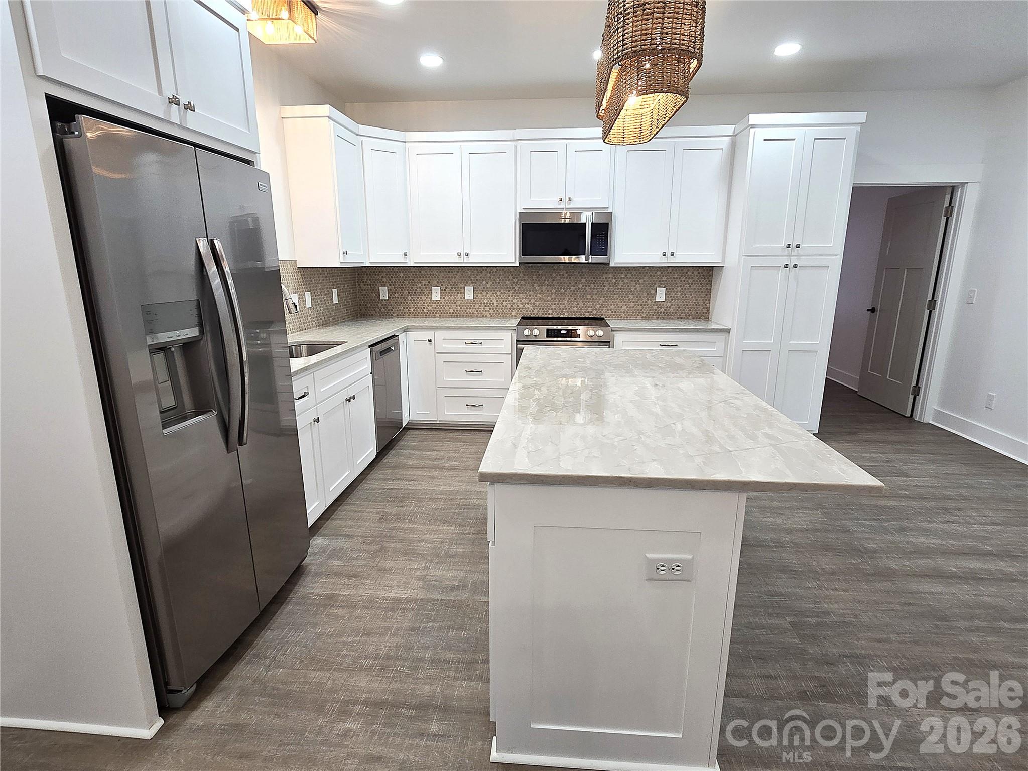 768 8th Street Property Photo 8