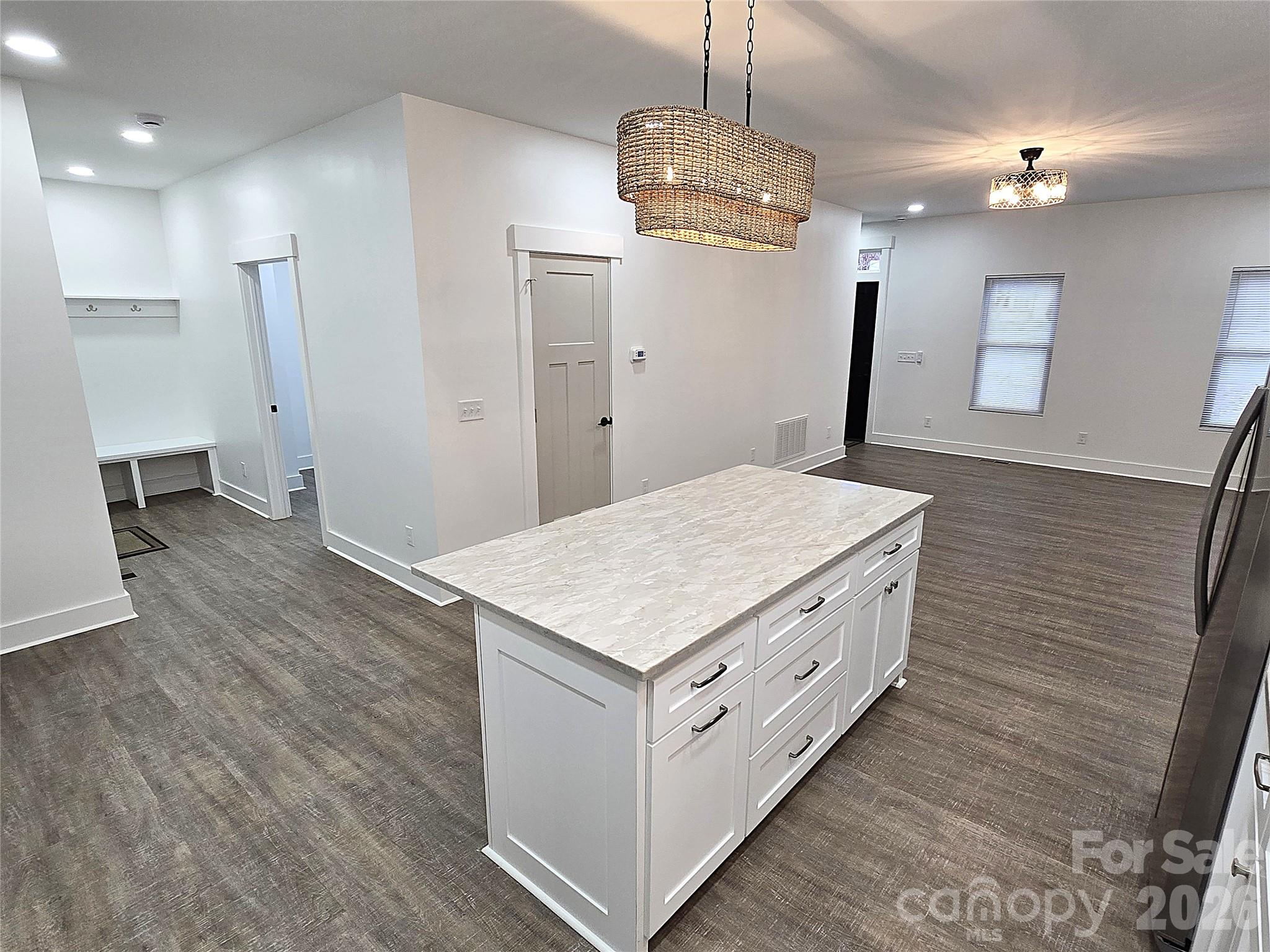 768 8th Street Property Photo 9