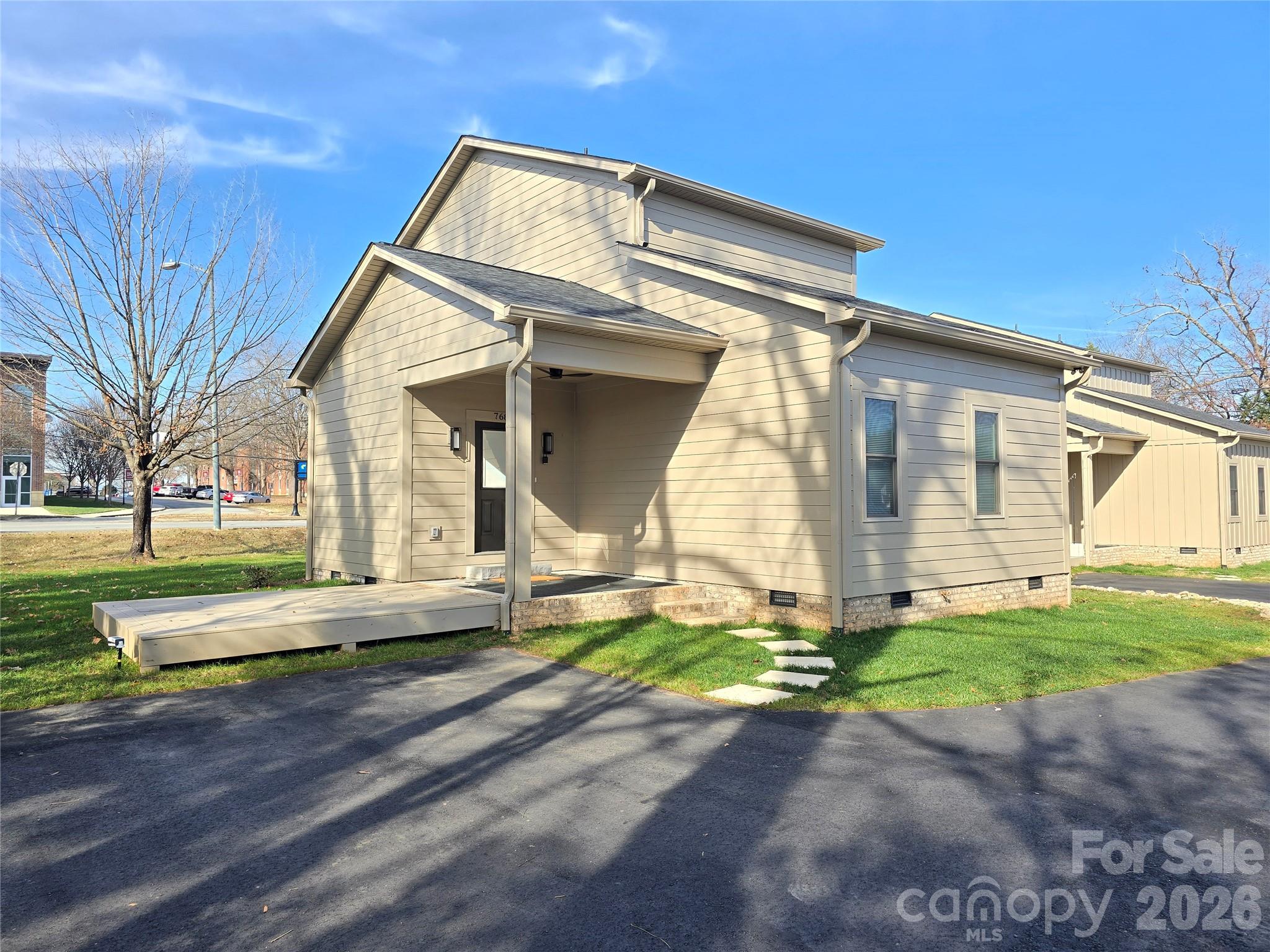768 8th Street Property Photo 21