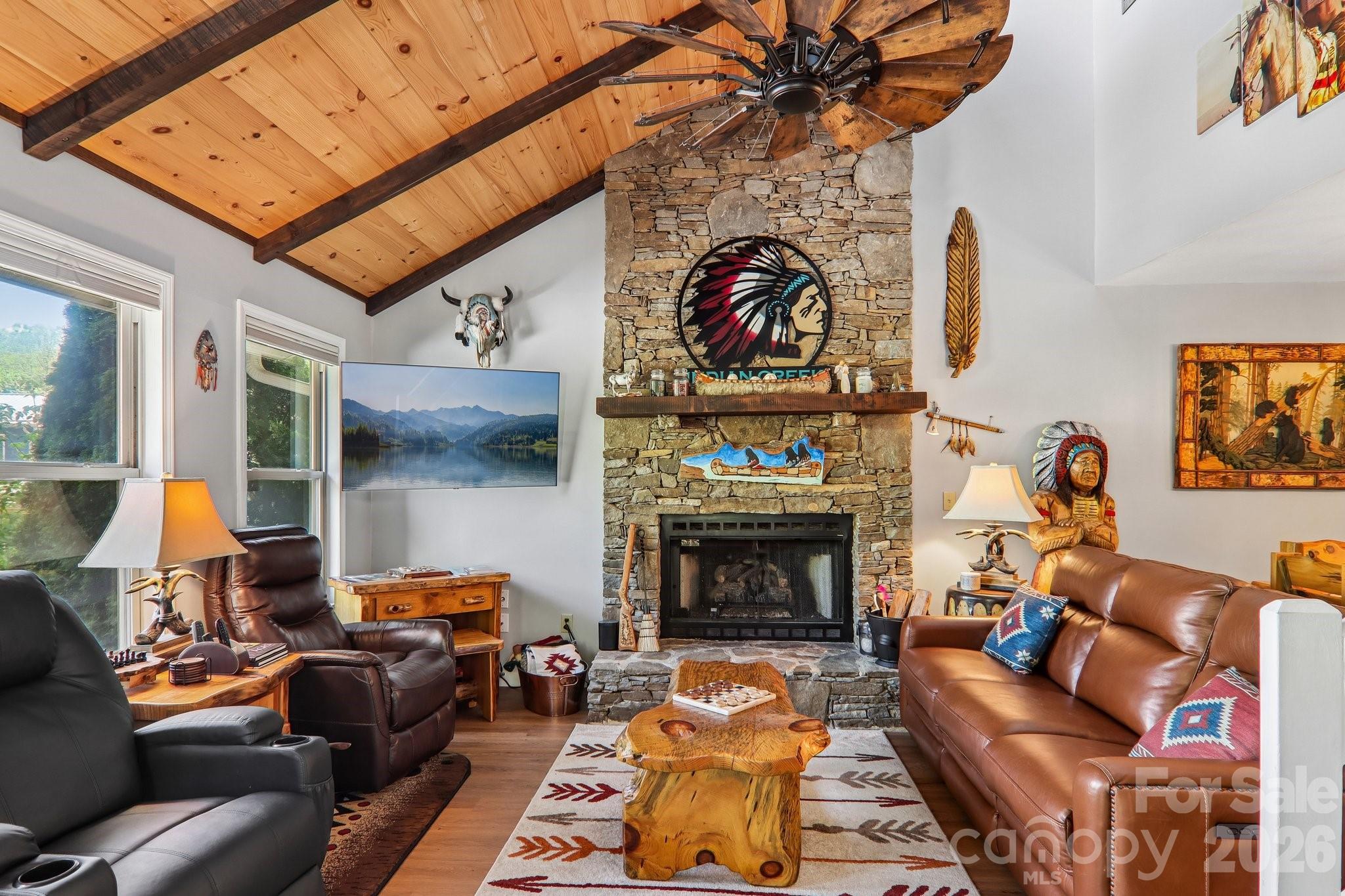12 Indian Trace Road Property Photo 1