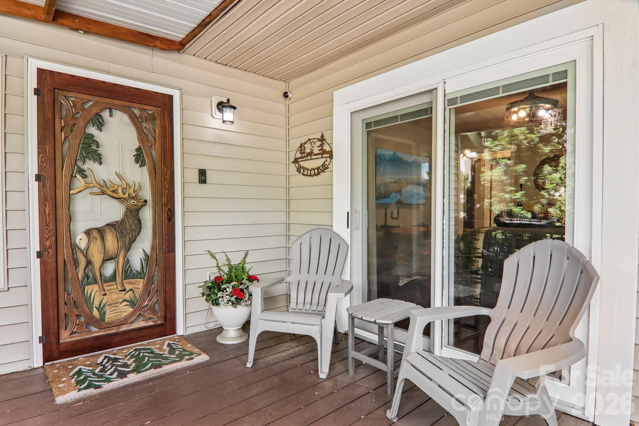 12 Indian Trace Road Property Photo 5