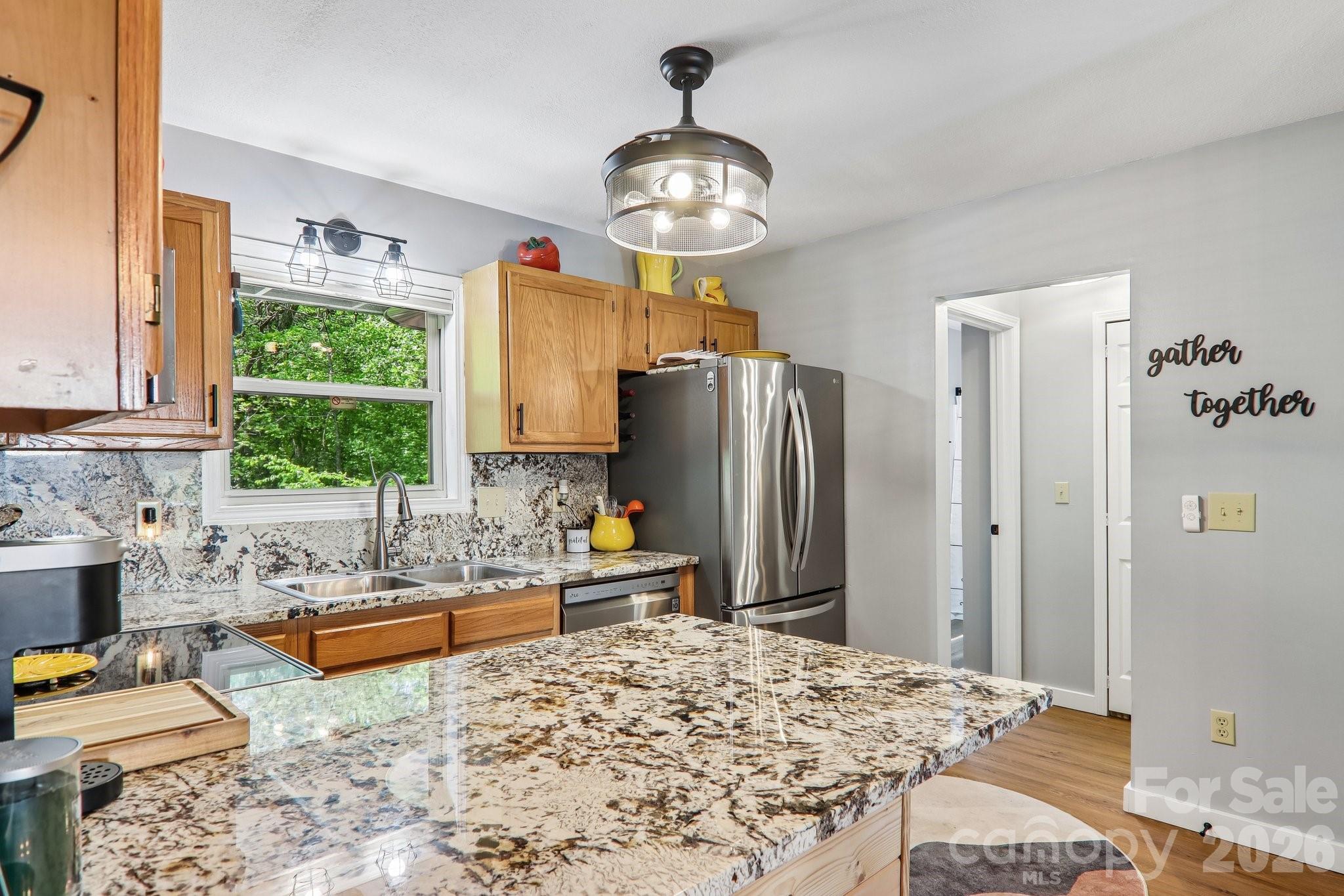 12 Indian Trace Road Property Photo 10