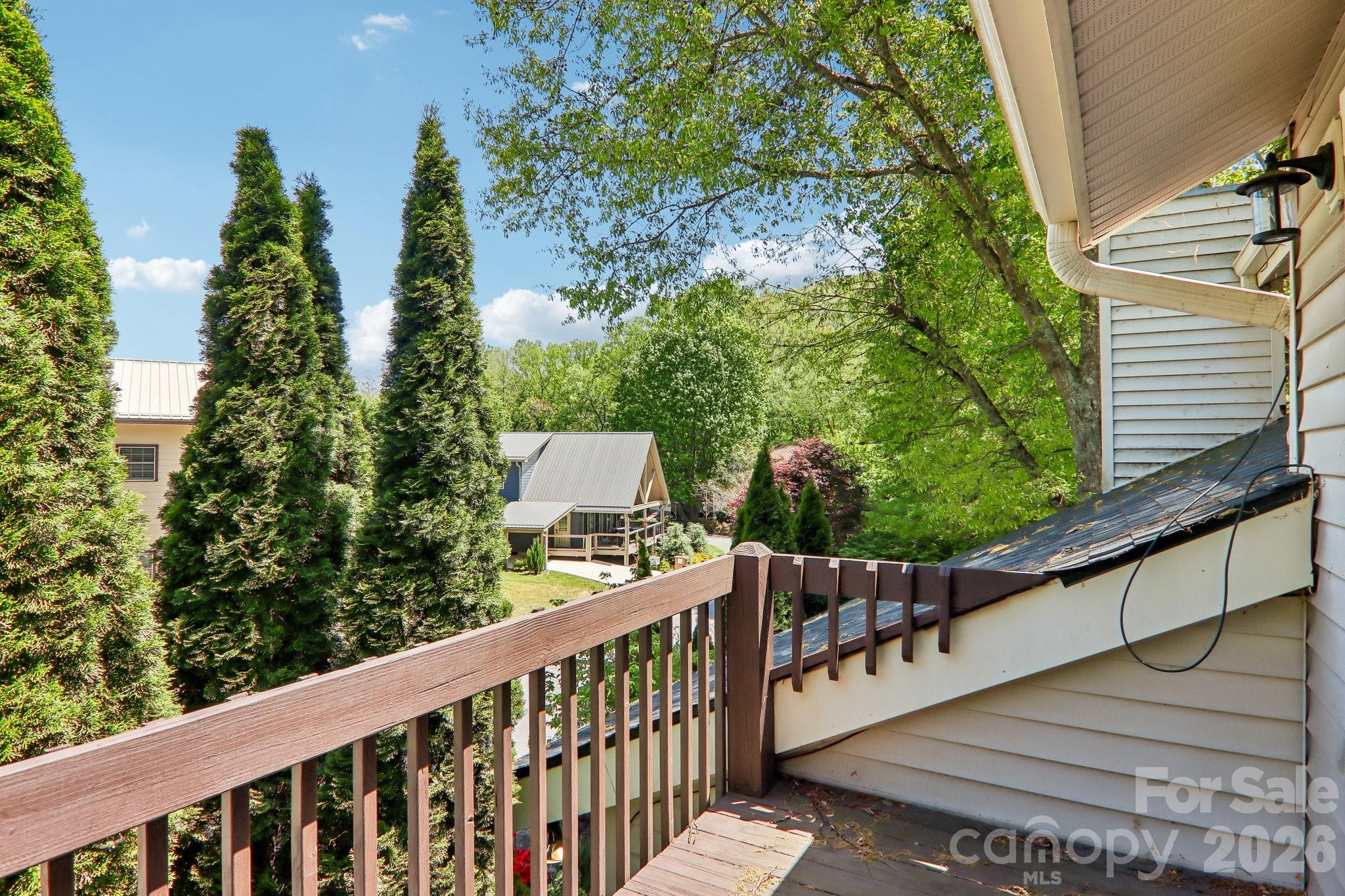 12 Indian Trace Road Property Photo 25