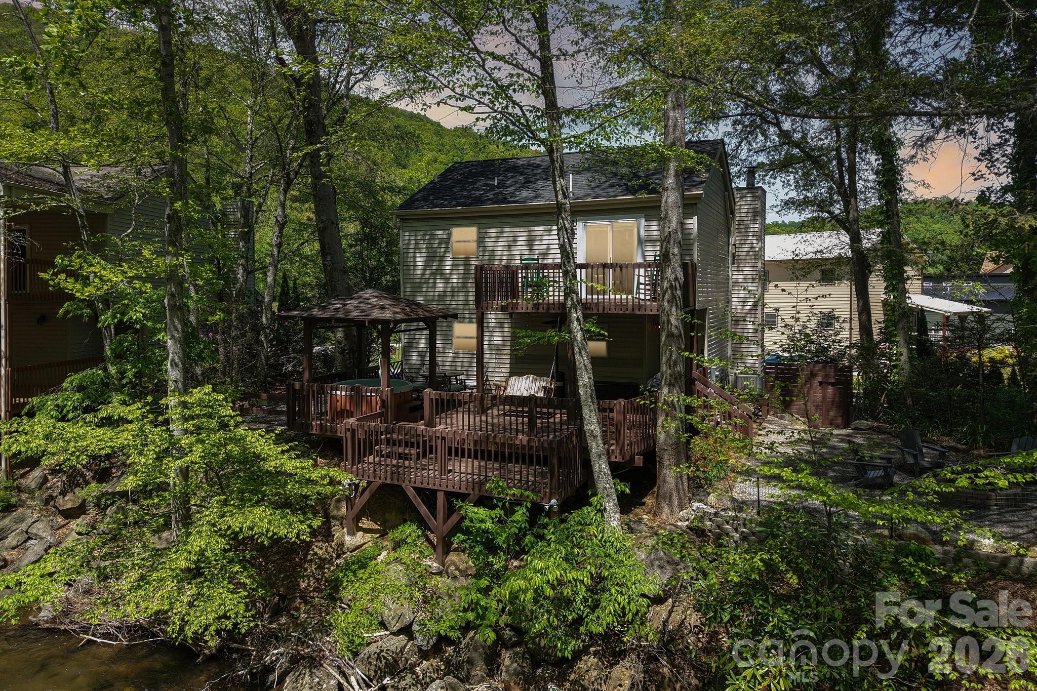 12 Indian Trace Road Property Photo 45
