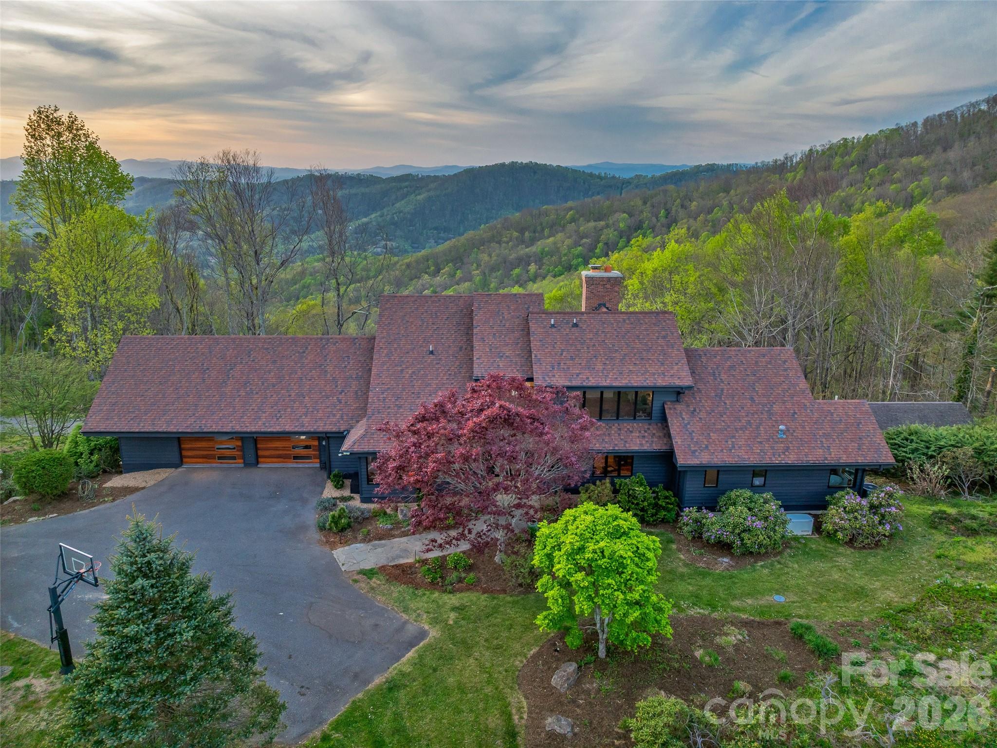 100 Big Spring Drive Property Photo 6