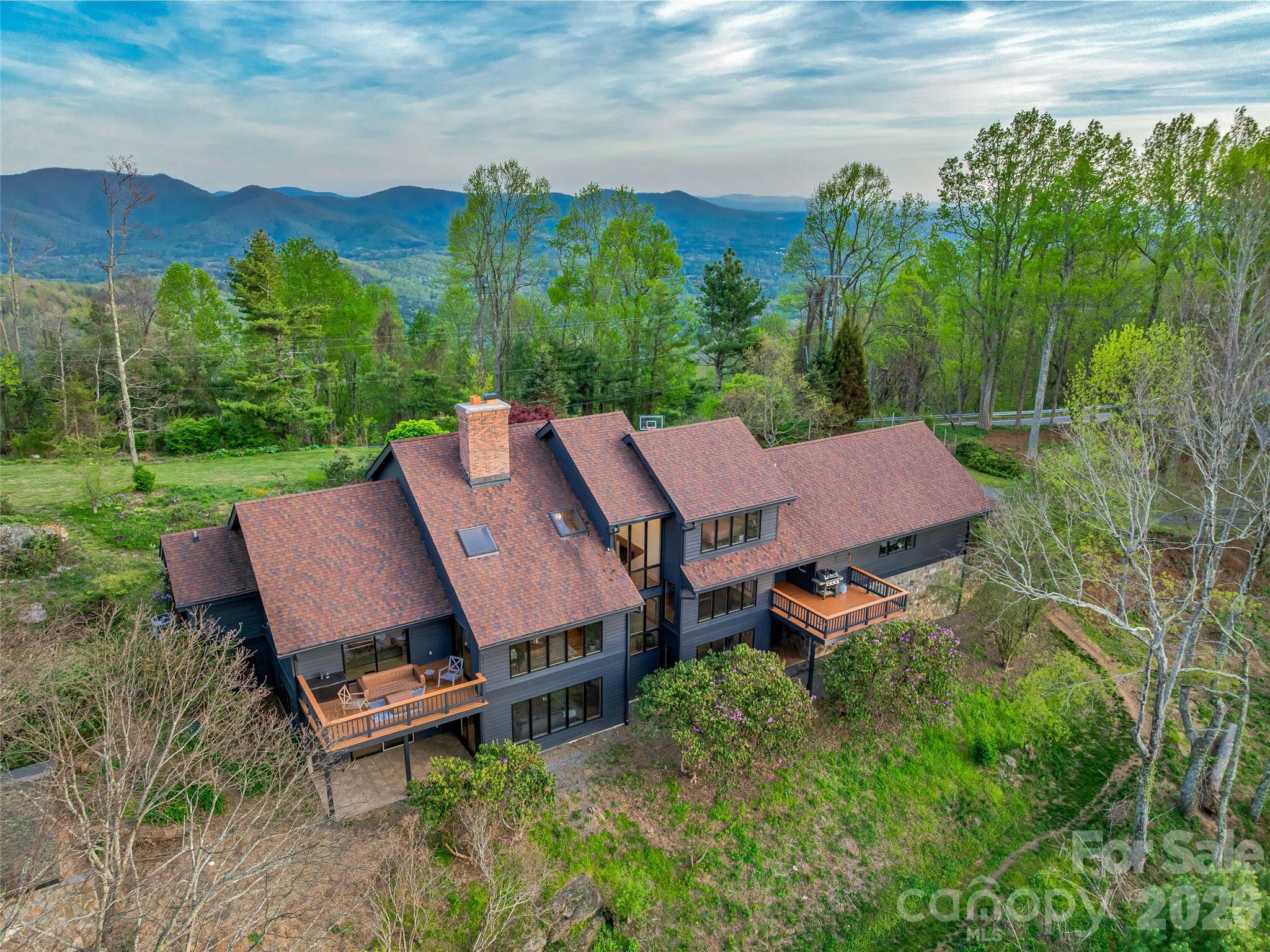 100 Big Spring Drive Property Photo 7