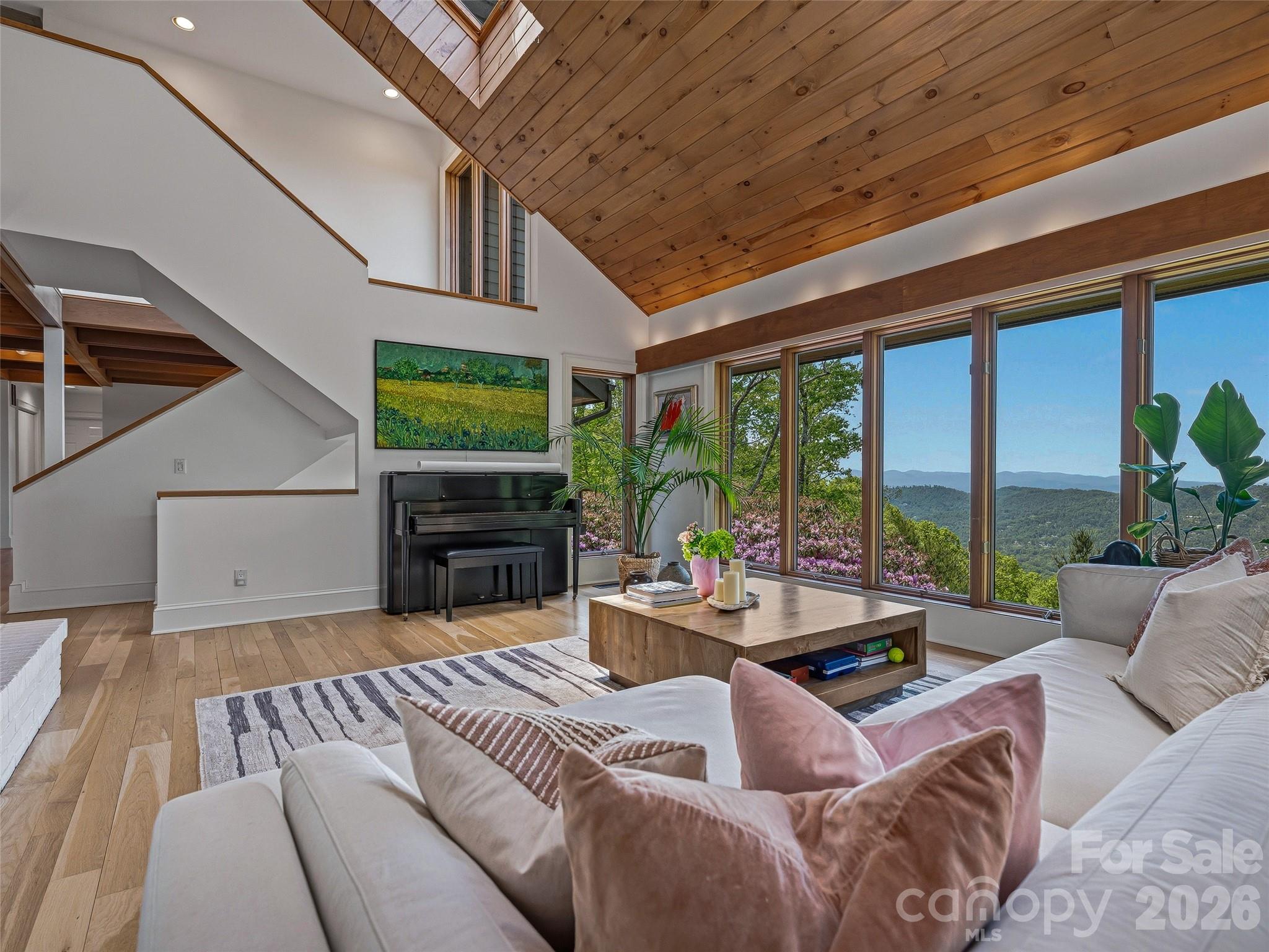100 Big Spring Drive Property Photo 17