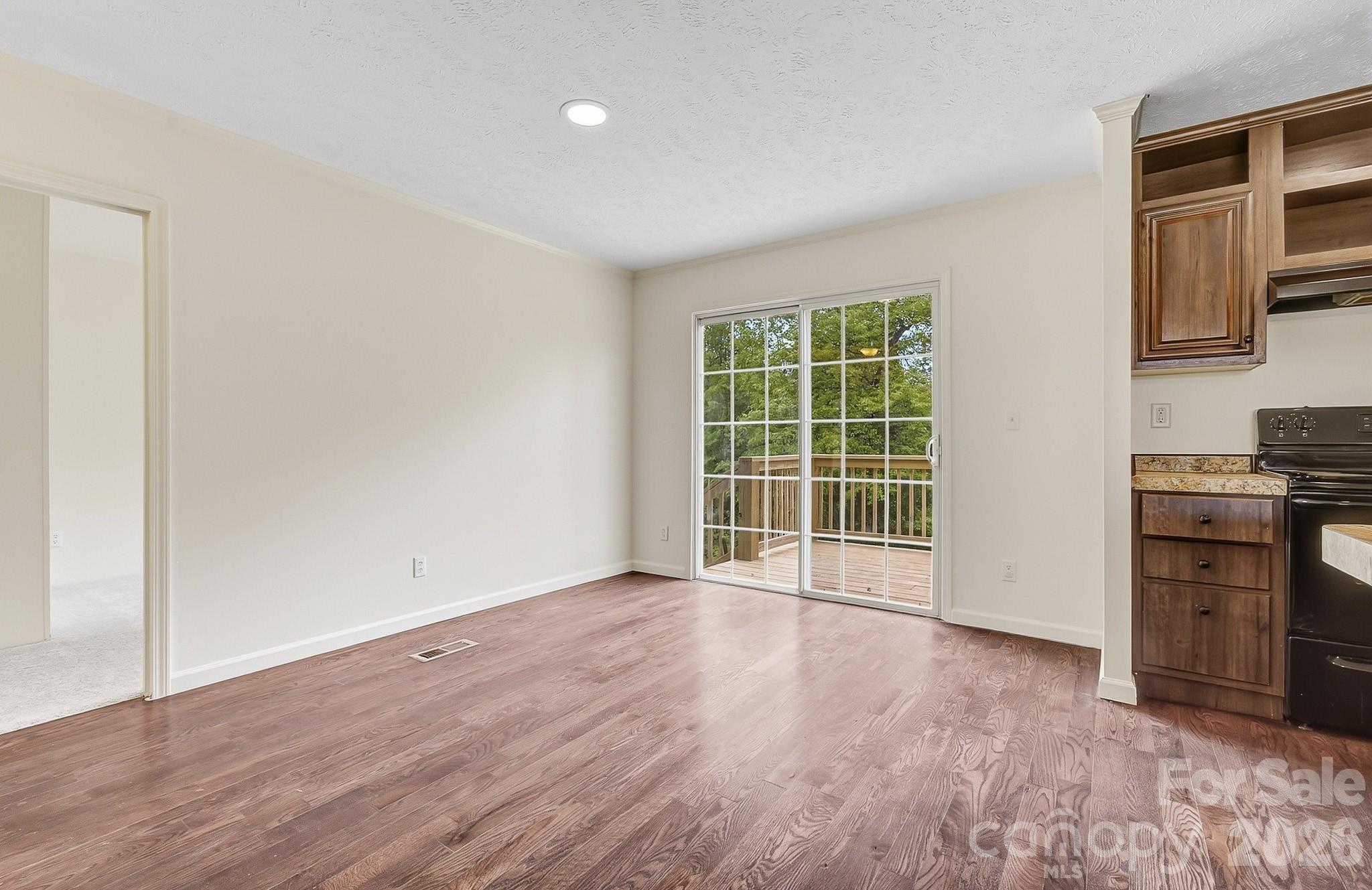 111 Buck Ridge Drive Property Photo 21
