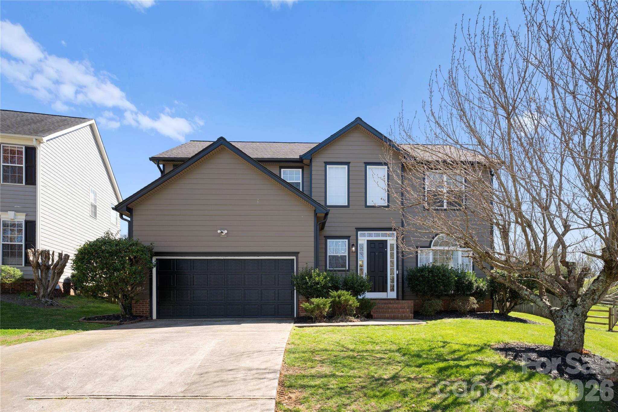 4704 Lone Tree Court Property Photo 3
