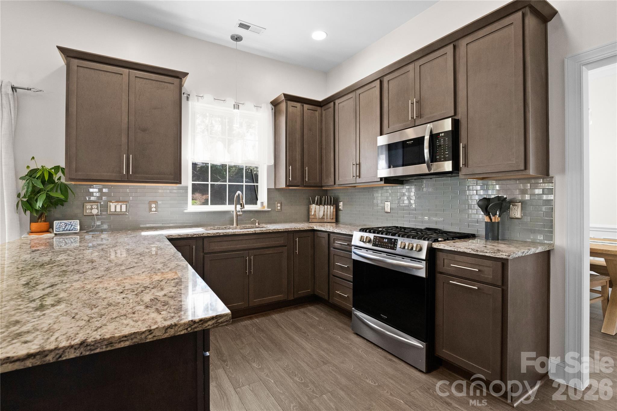4704 Lone Tree Court Property Photo 12
