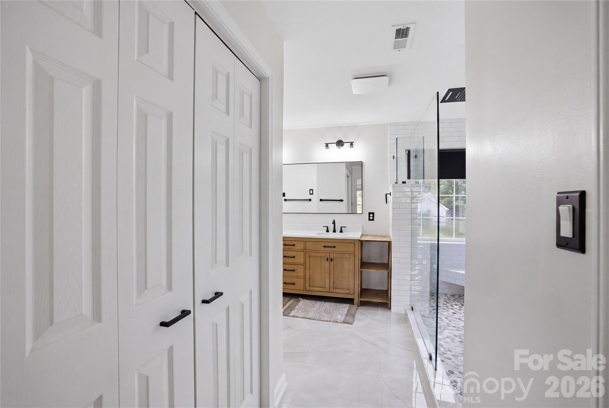 4704 Lone Tree Court Property Photo 25