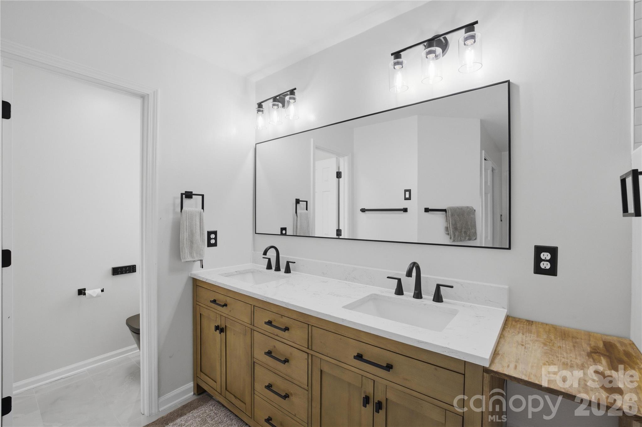 4704 Lone Tree Court Property Photo 26