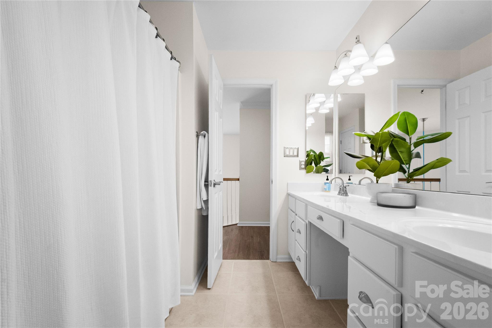 4704 Lone Tree Court Property Photo 35