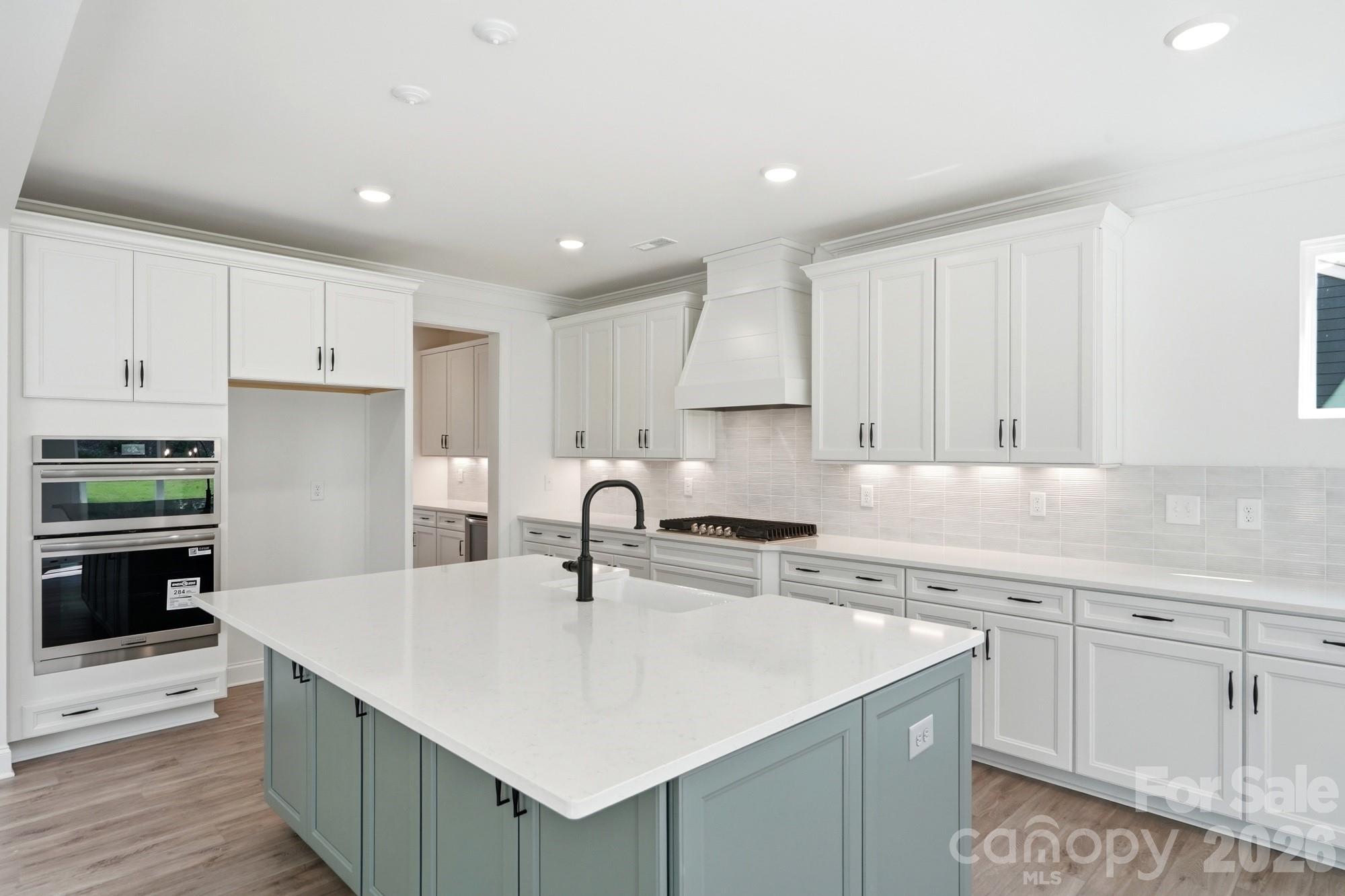 5068 Mclaughlin Loop Property Photo 12
