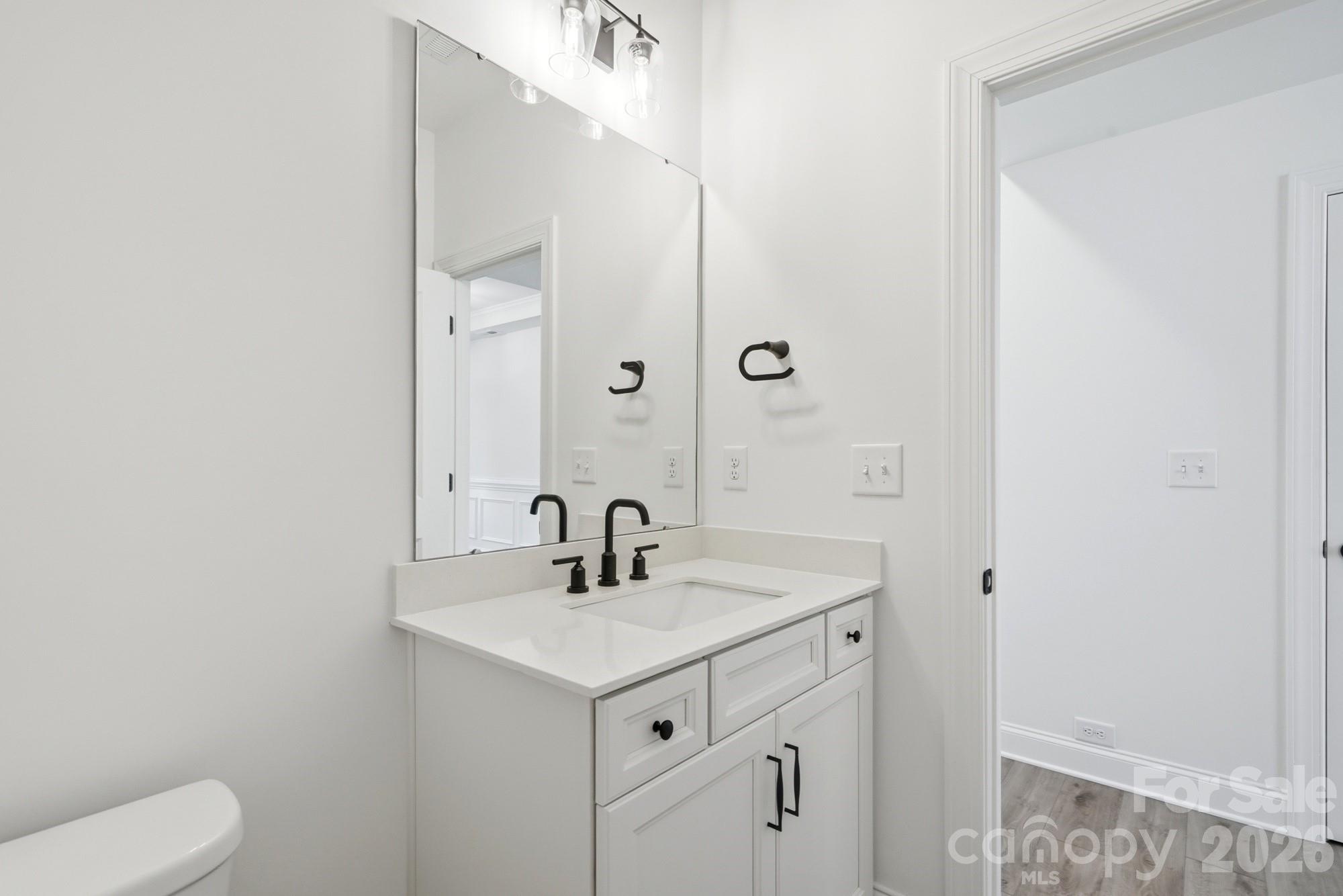 5068 Mclaughlin Loop Property Photo 17