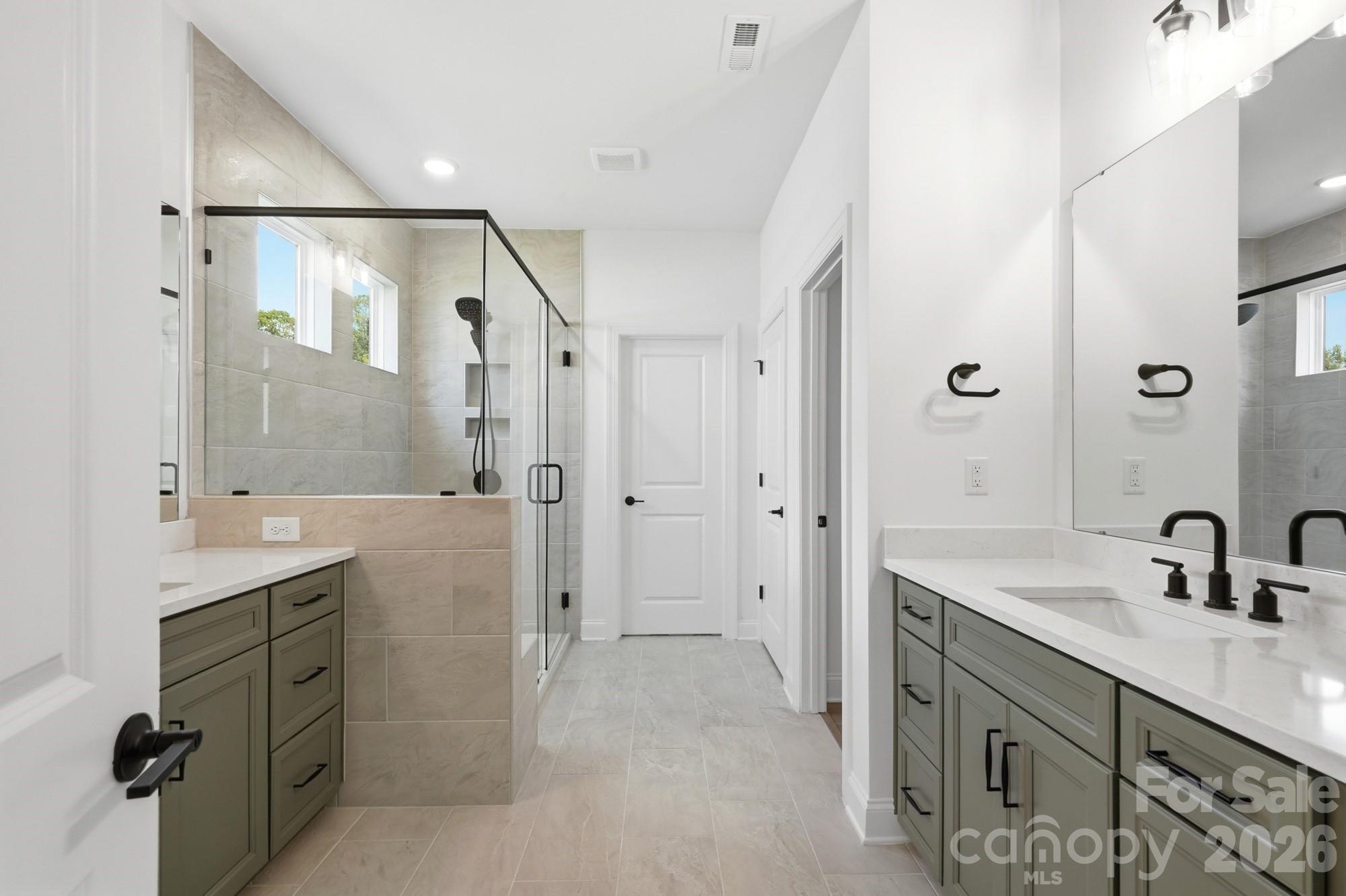 5068 Mclaughlin Loop Property Photo 22