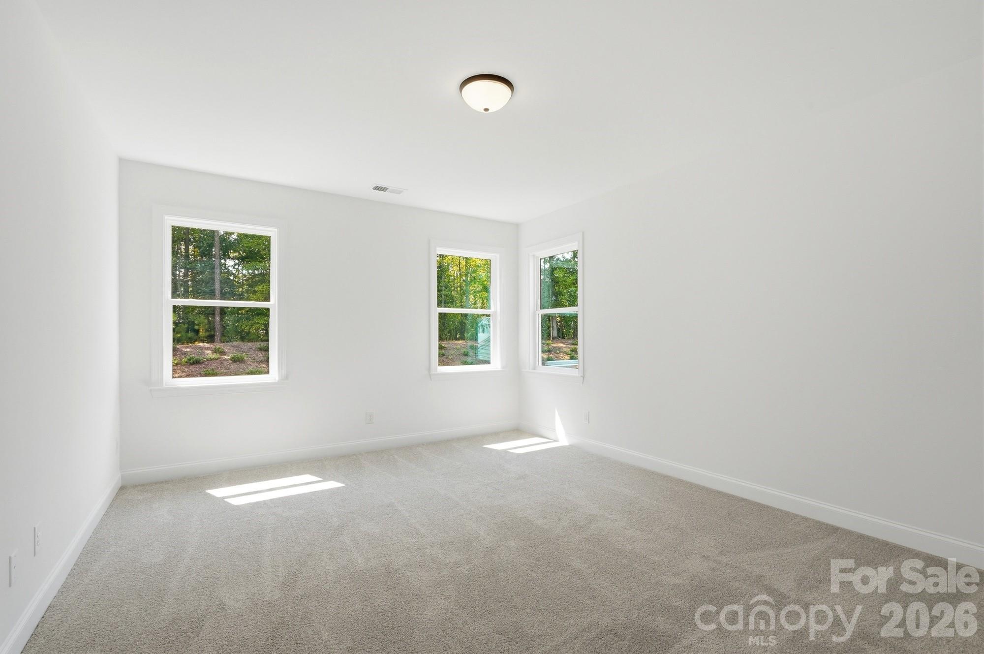 5068 Mclaughlin Loop Property Photo 28